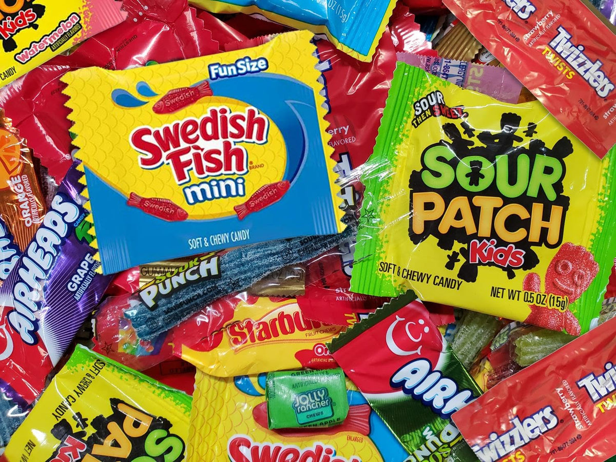 Assorted Candy Variety Pack - 2 Pounds - Candy Bag Bulk by The LakeHouse