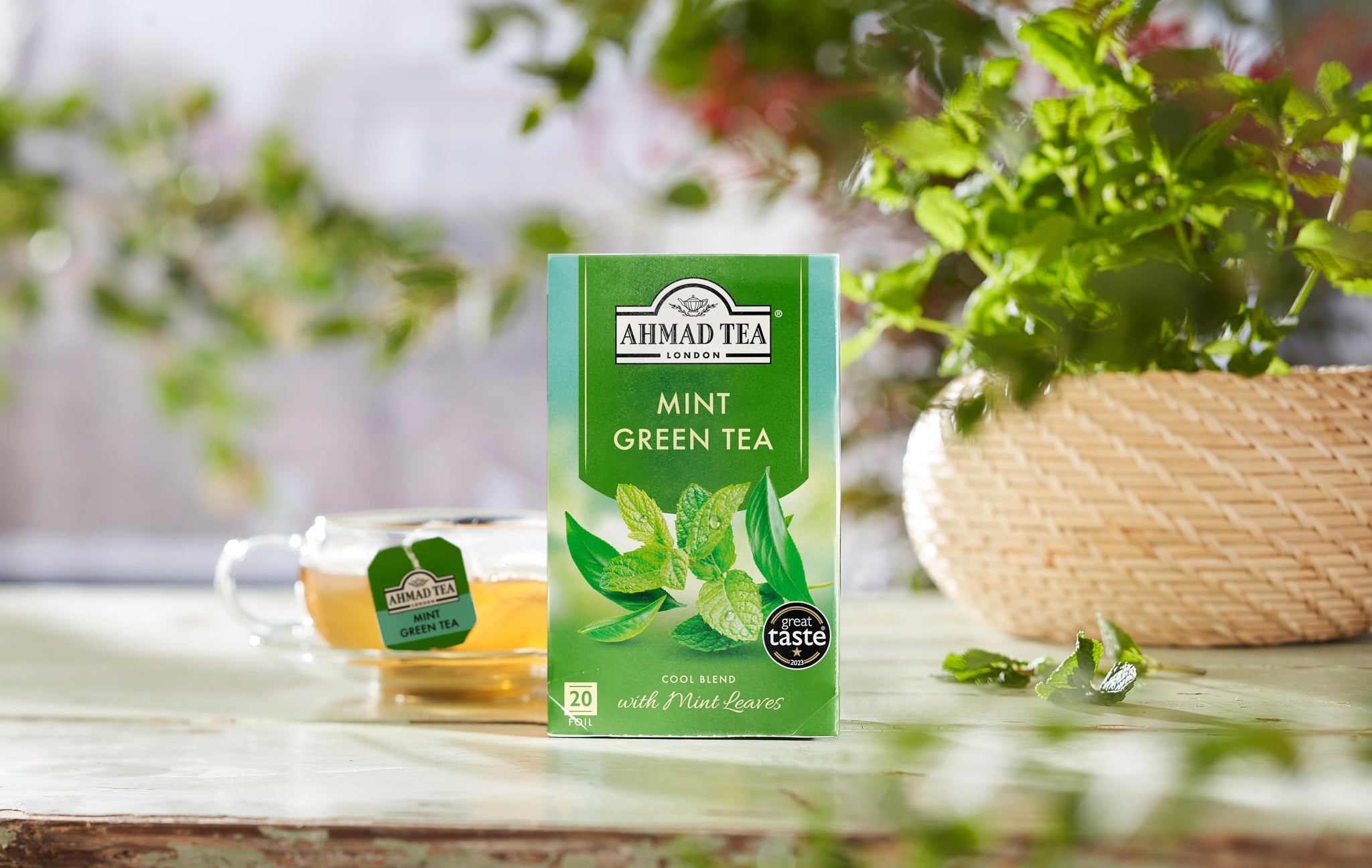 Ahmad Tea Mint Green Tea, Foil Wrapped Teabags, 20 ct (Pack of 1) - Caffeinated & Sugar-Free