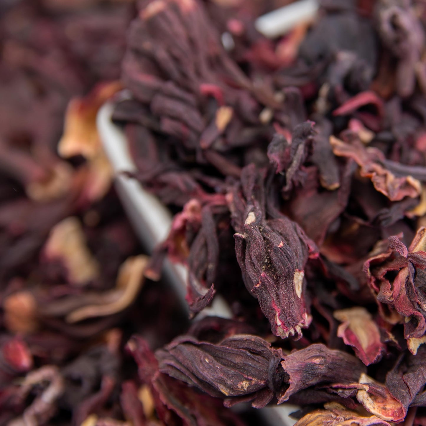 3 lbs Hibiscus Flowers - Flor de Jamaica Bag, Dried Hibiscus Flowers - Ideal for Juices, infusions and hibiscus flower teas - My Global Bodega Dried