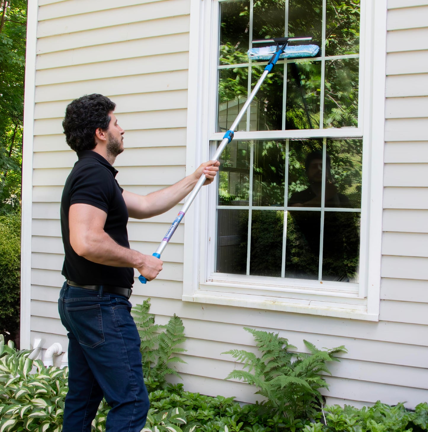 Unger Professional 2-in-1 Squeegee and Scrubber, 14” Window Cleaning Tool and 8’ Connect & Clean Pole, Essential Glass Supplies for Commercial