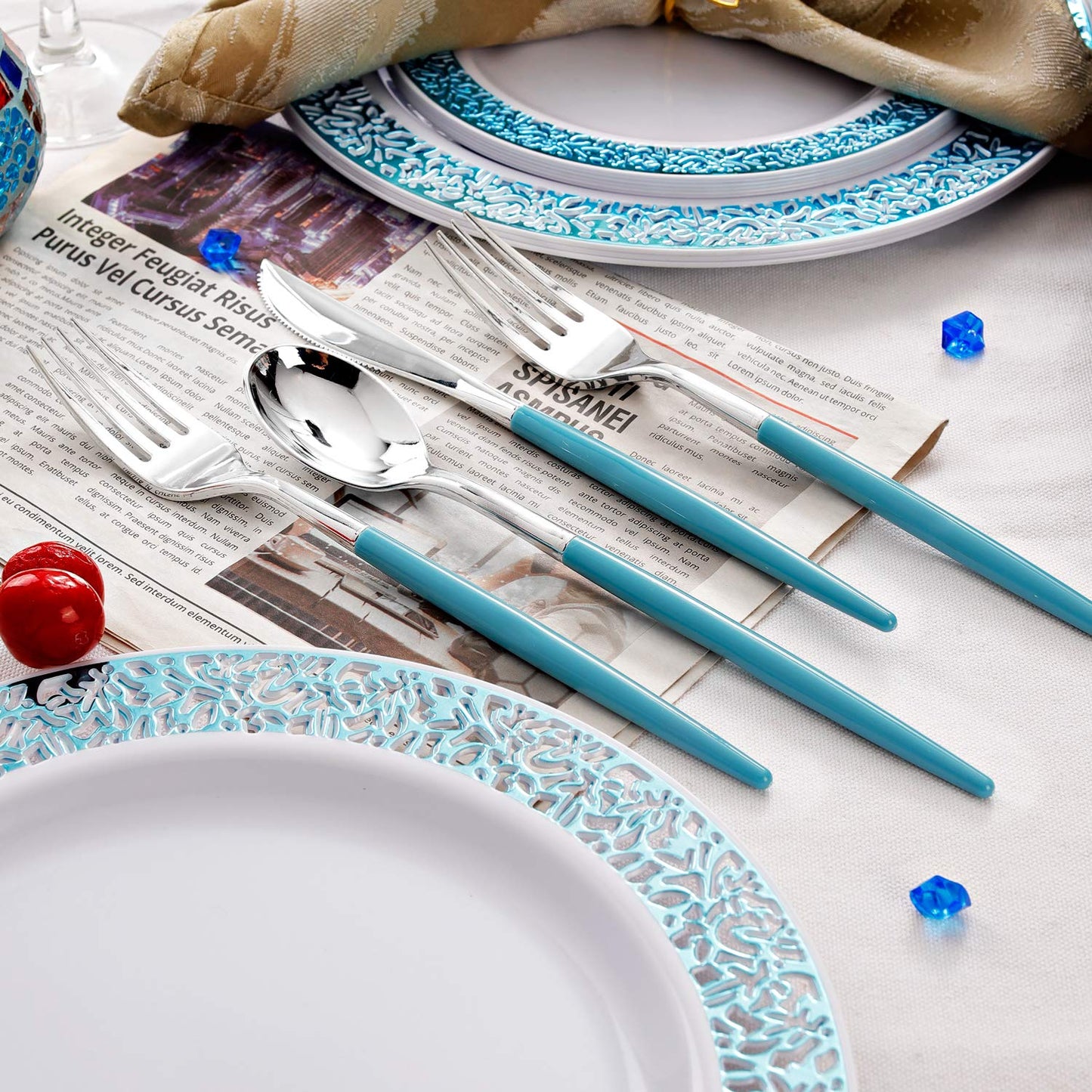 WELLIFE 120 PCS Blue Plastic Plates, Blue Party Plates, Includes: 24 Dinner Plates 10.25”, 24 Dessert Plates 7.5”, 72 Plastic Cutlery for Party