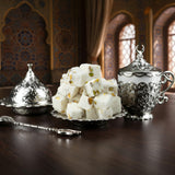 Me?hur Safranbolu Lokumcusu Turkish Delight Pistachios: Gourmet Candy & -Snack Lovers, Turkish Delight Candy Gift Box, Covered in Coconut (11.3 oz)