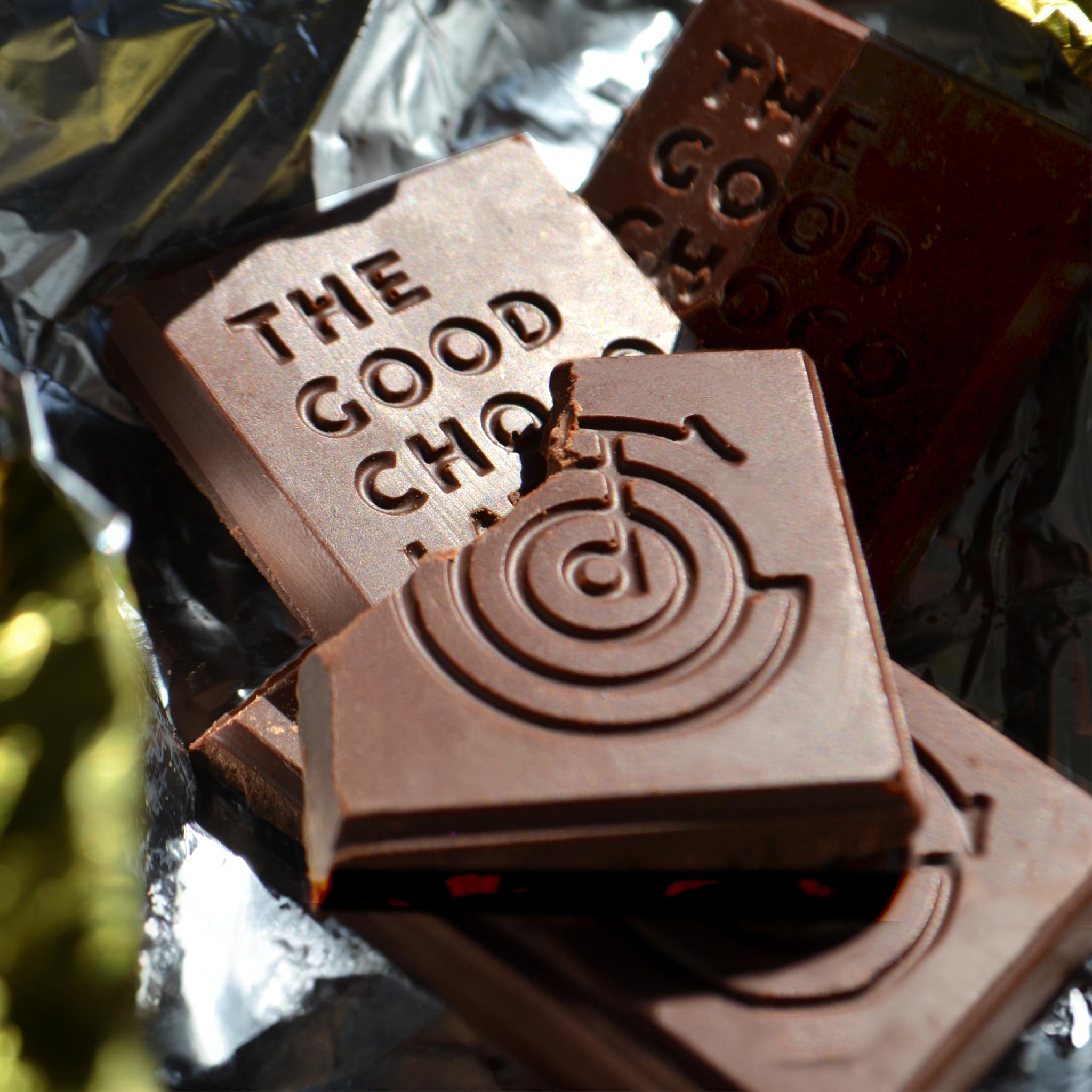 THE GOOD CHOCOLATE - Double Crunch Dark Chocolate Bars with 90% Less Sugar & Lower Net Carbs - Keto Chocolate Bar with Lower Calories, All Natural