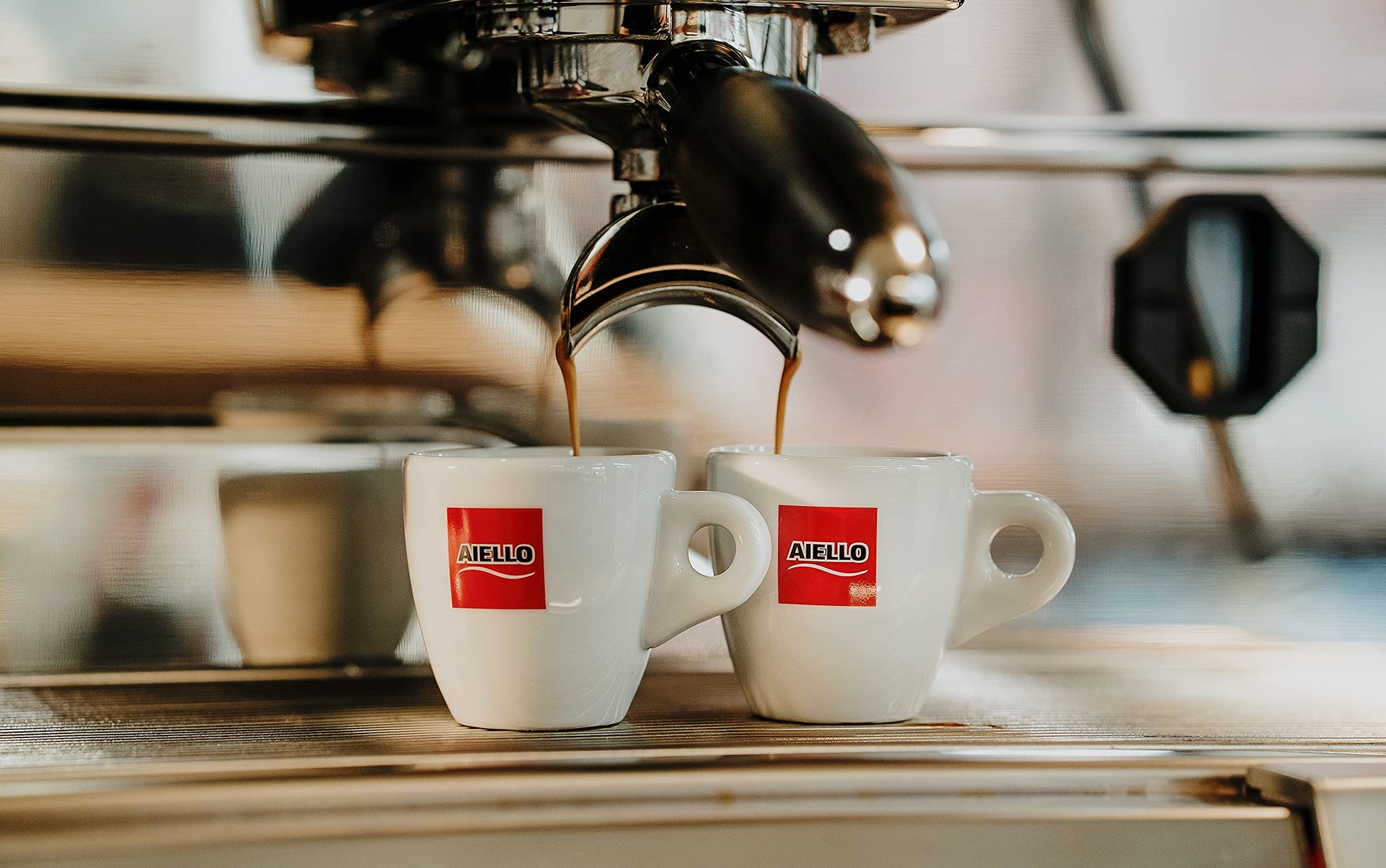 Aiello Caffe Italian Espresso Coffee Beans 2.2 LB Bag, Medium Whole Bean Coffee Freshly Roasted and Blended in Southern Italy Sublime