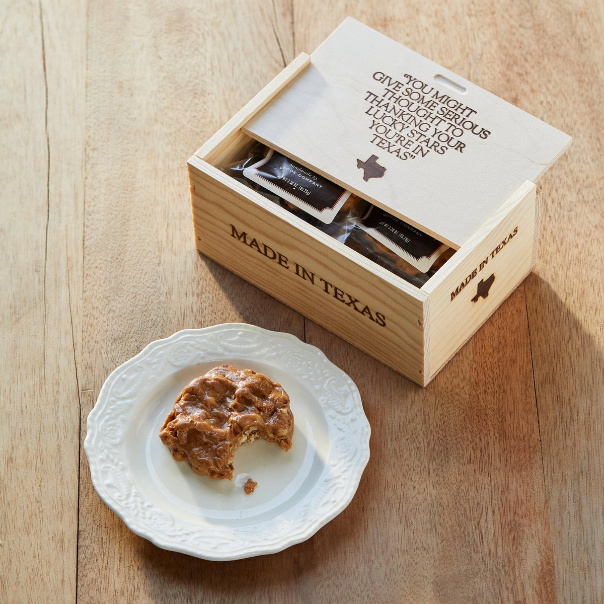 Goode's Praline Delight in a Wooden Box (ASSORTED)