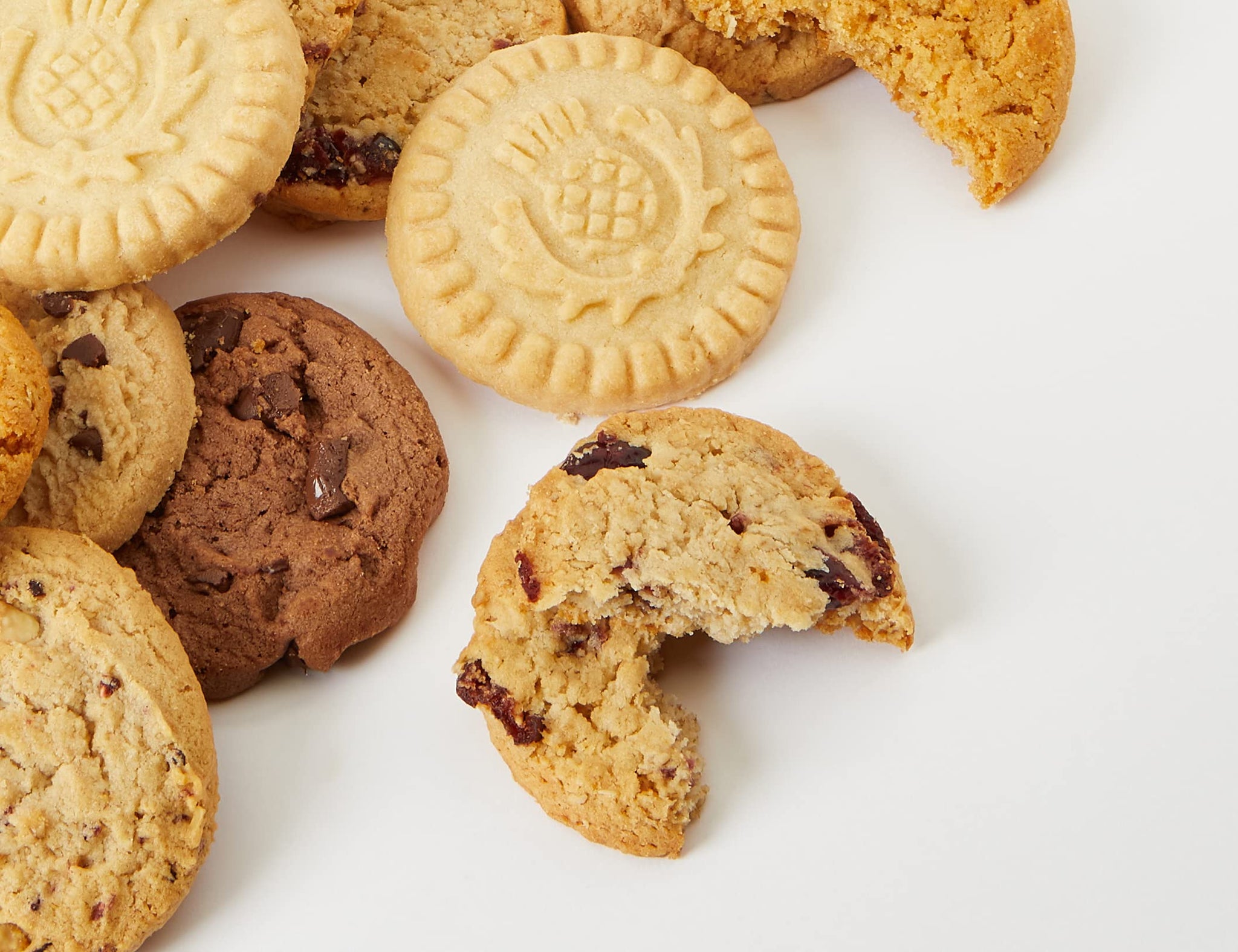 Walker's All Butter Shortbread, Scottish Biscuit Assortment 900G