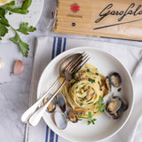 Garofalo - Premium Durum Wheat Semolina Linguine Pasta, Italian Made, Bronze-Drawn, Al-Dente, One-Ingredient Pasta (4 pack)