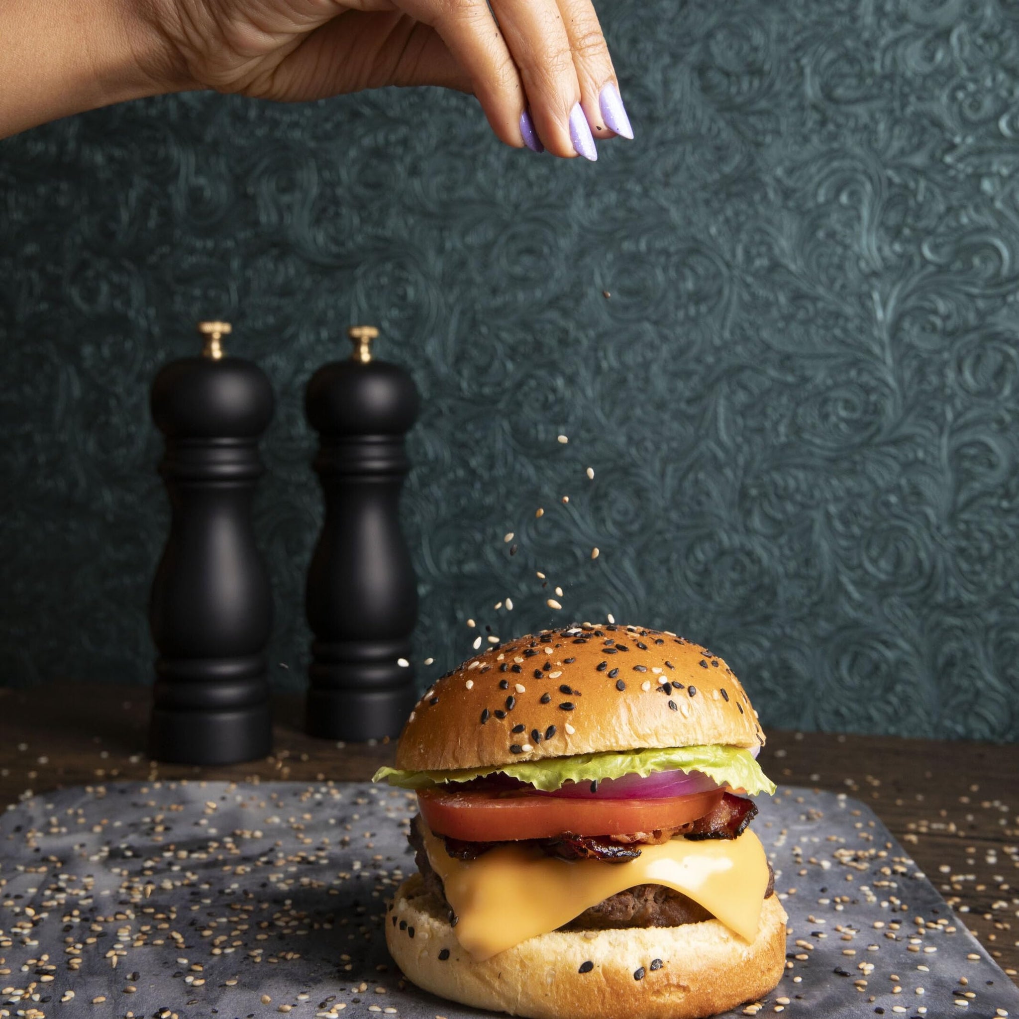 bakerly Brioche Burger Buns With Tuxedo Sesame Seeds Pack of 4, 4-Count, Non-GMO, No Artificial Colors or Flavors (16 Total Brioche Burger Buns)