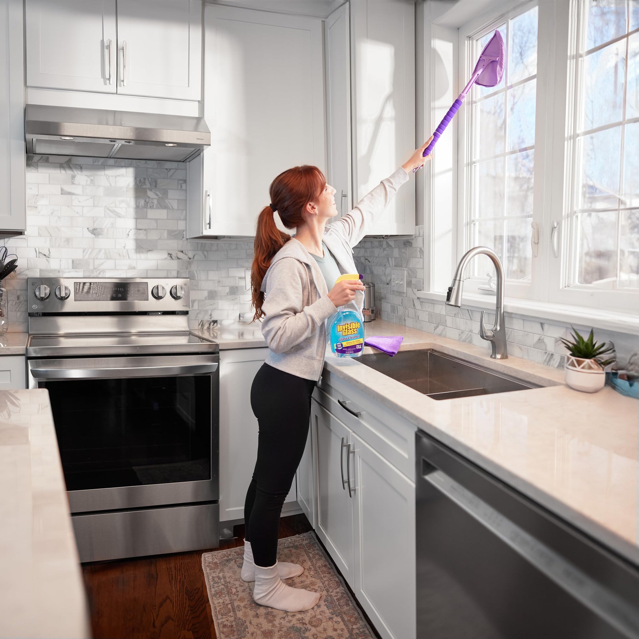 Invisible Glass 99603 6-Piece Home Cleaning Kit Including Home Reach & Clean Tool, Premium Glass Window Cleaner, (40) Glass Cleaning Wipes
