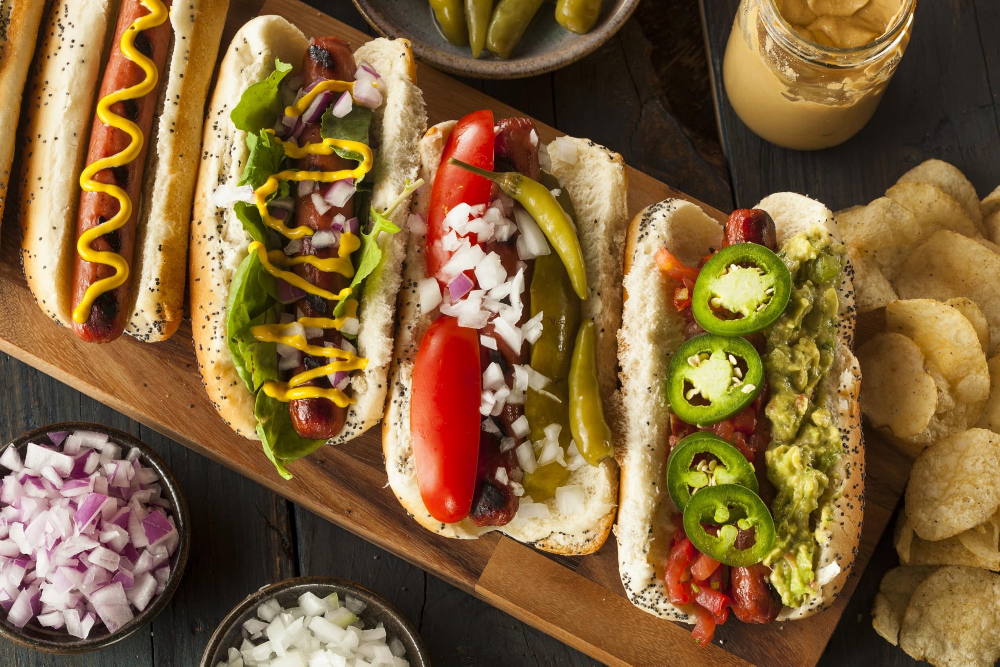 Hi Mountain Seasonings ? ORIGINAL HOT DOG Making Kit ? Includes Seasoning, Collagen Casings, and Simple-to-Follow Directions ? Creates 23 lbs