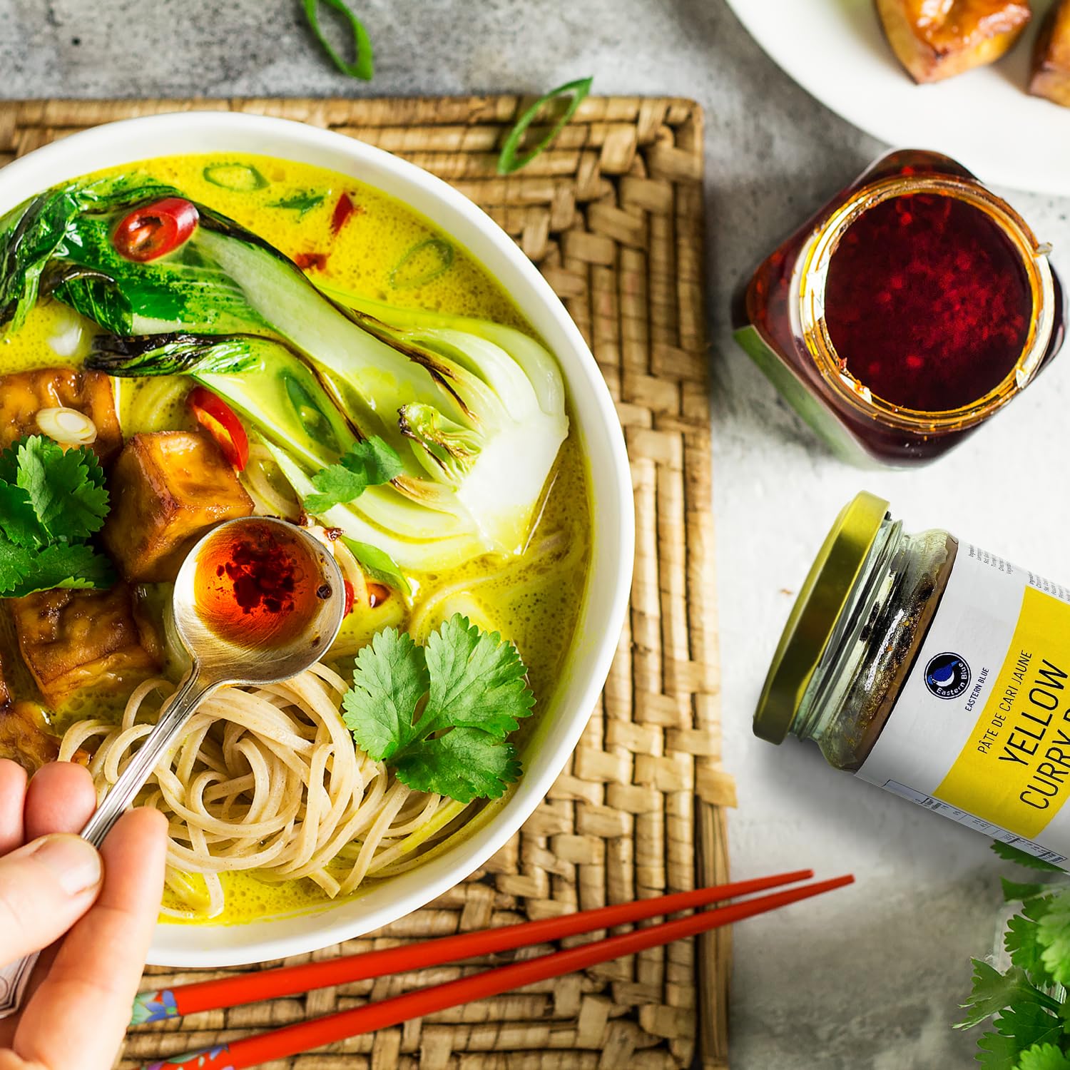 Eastern Blue Thai Curry Paste - Thai Yellow Curry Paste 8 Oz | Authentic Thai Curry Sauce for Tasty Dishes and Curries | Vegan, Gluten Free & Nuts