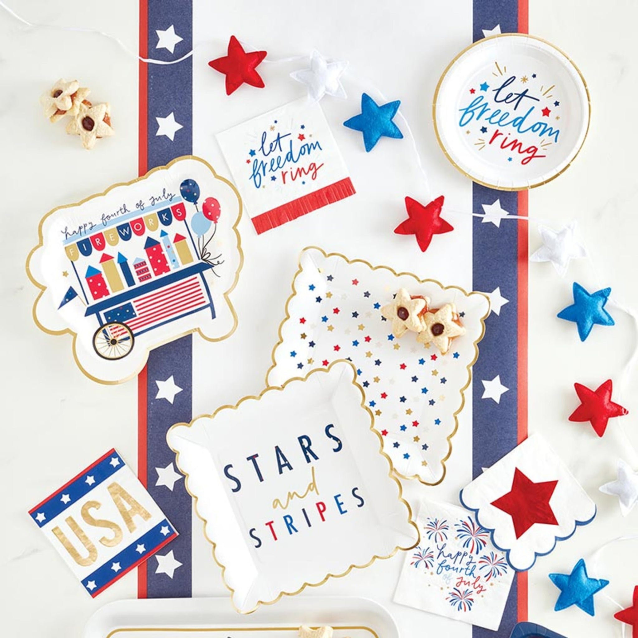 Slant Collections Patriotic Party 8-Count Round Paper Plates, 7" Diameter, Let Freedom Ring
