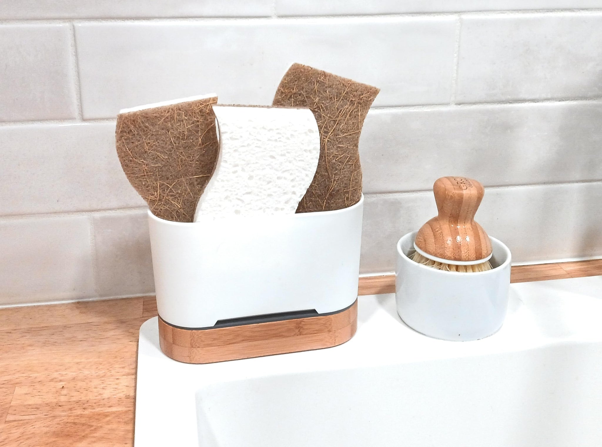 Graham & Ash Co 6 Pack Biodegradable Natural Sponges - with Coconut Scrubber for Kitchen, Surfaces, Non Abrasive