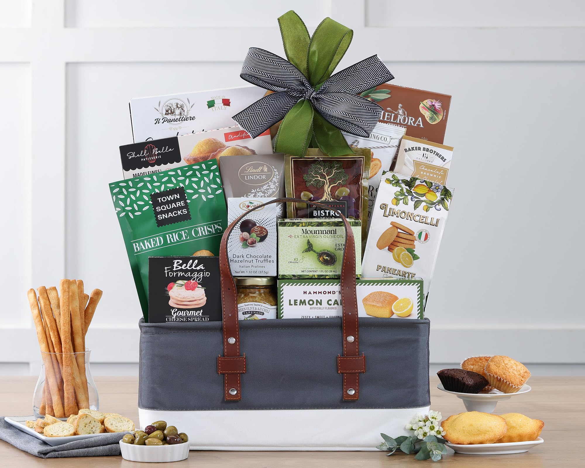 Wine Country Gift Baskets The Connoisseur Gourmet Gift Basket Food Gift Basket for Families College Students Appreciation Thank You Congratulations