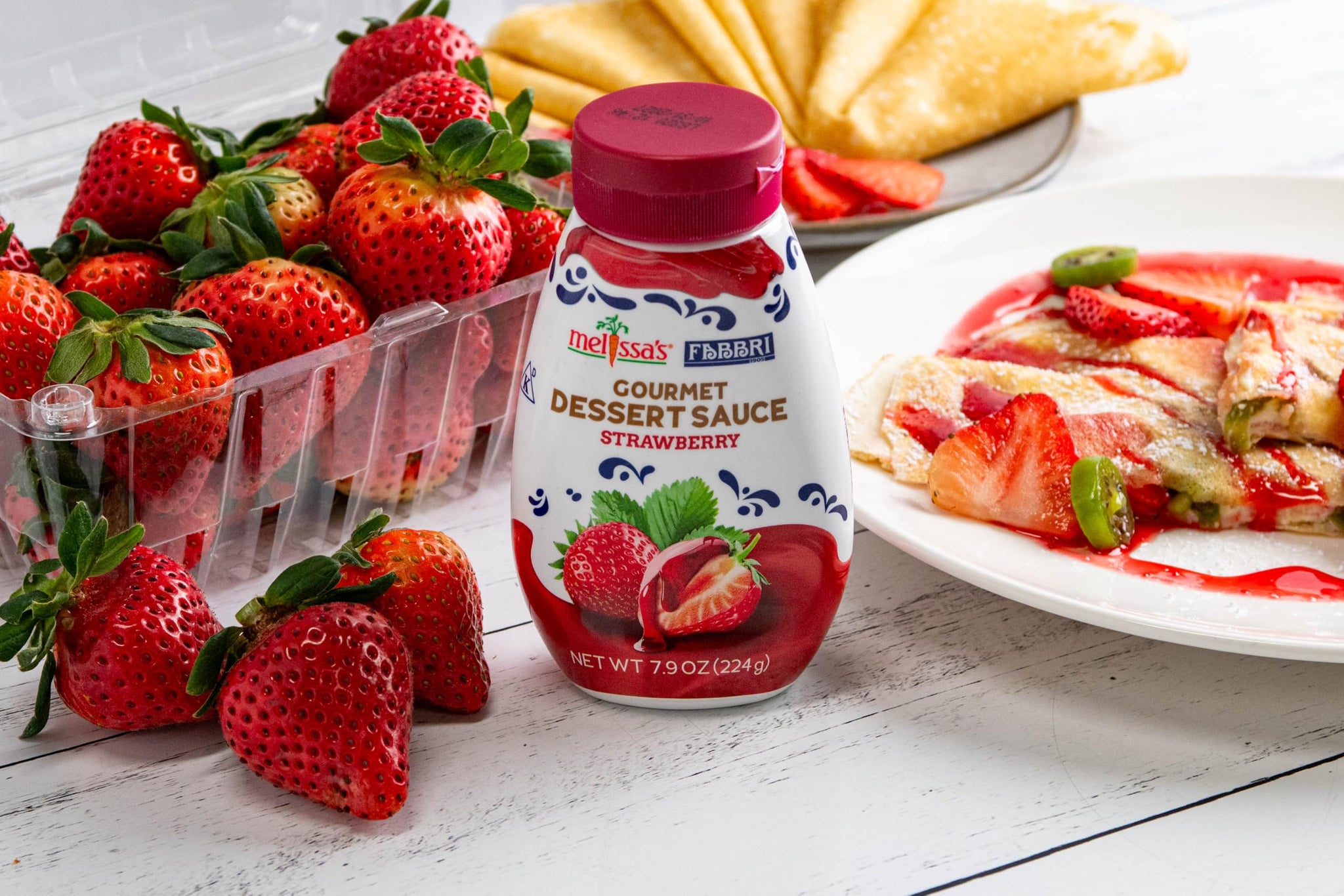 Fabbri Gourmet Dessert Sauce, Strawberry Flavor, Flavoring sauce for Ice Cream, Desserts and hot and cold Beverages, Made in Italy, 7.9oz bottle