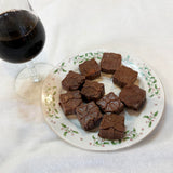 10-PIECE 3 OZ Chocolate Gourmet Homemade Snack with Nuts GIFTBOX Shape CHOCOLATE-GIFTBOX-2D