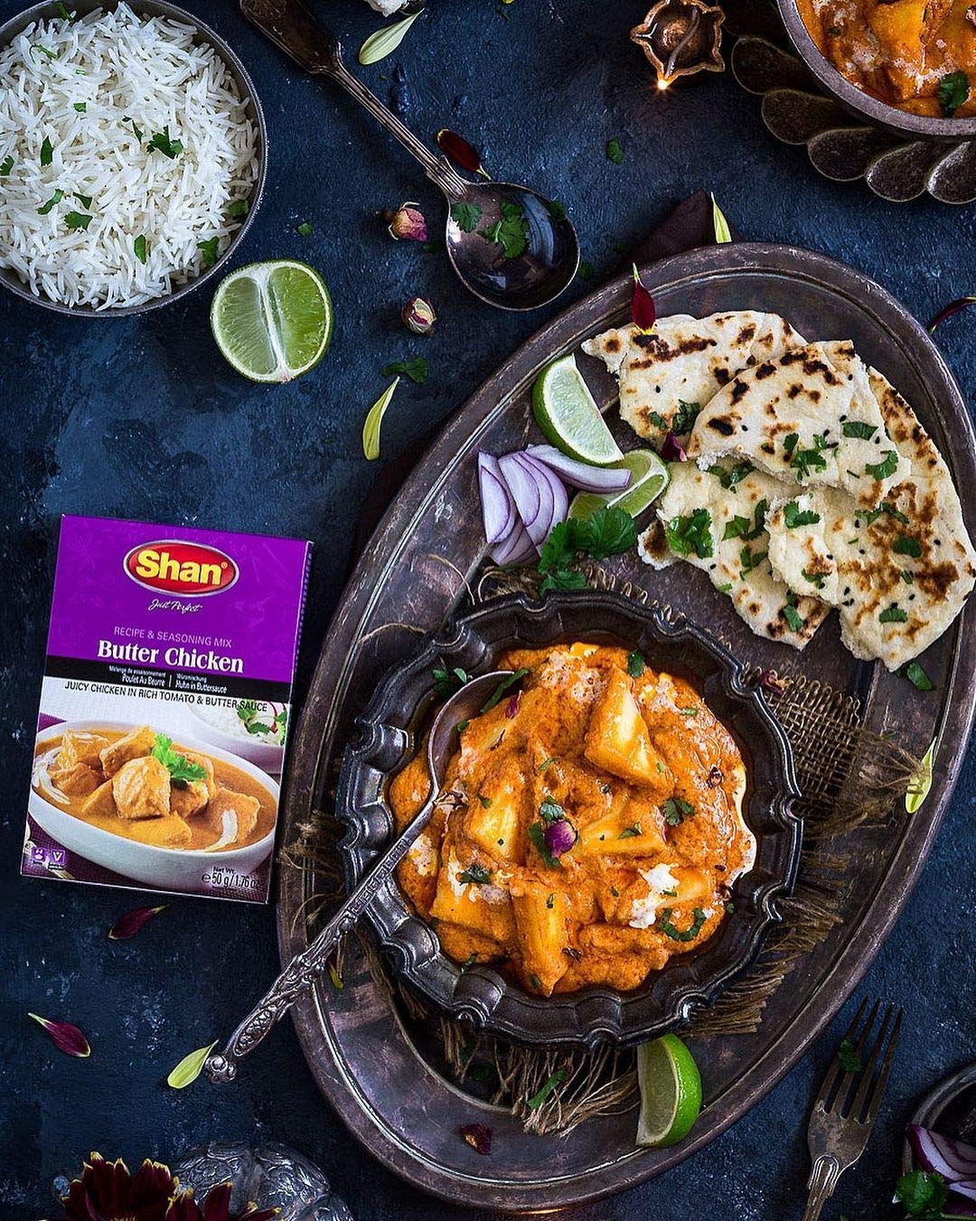 Shan Butter Chicken Recipe and Seasoning Mix 1.76 oz (50g) - Spice Powder for Juicy Chicken in Rich Tomato and Butter Sauce - Suitable for Vegetarians