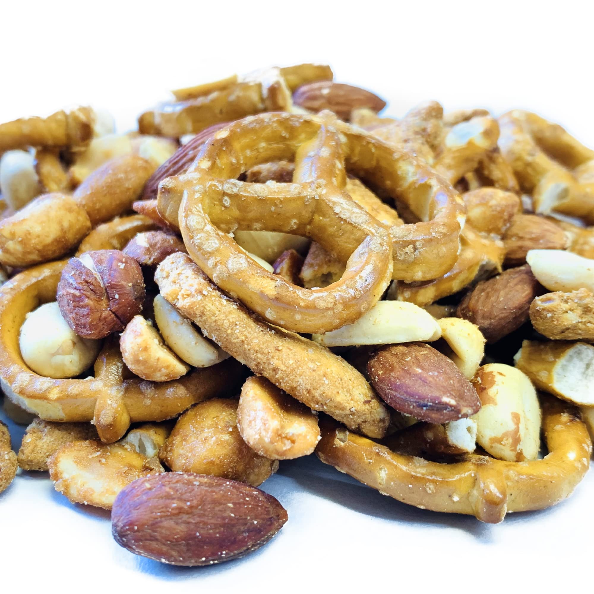 NY SPICE SHOP New York Smoky Party Trail Mix with Mixed Nuts - Dried Fruit Healthy Snacks for Adults and Kids - Nut Snack Packs - 3 Pound