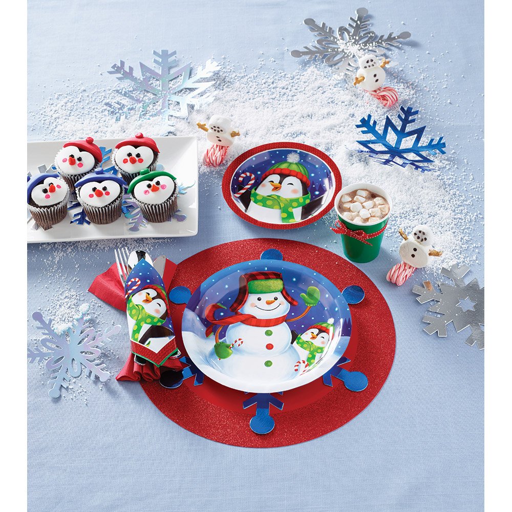 Creative Converting 8-Count Sturdy Style Dessert/Small Paper Plates, Winter Fun