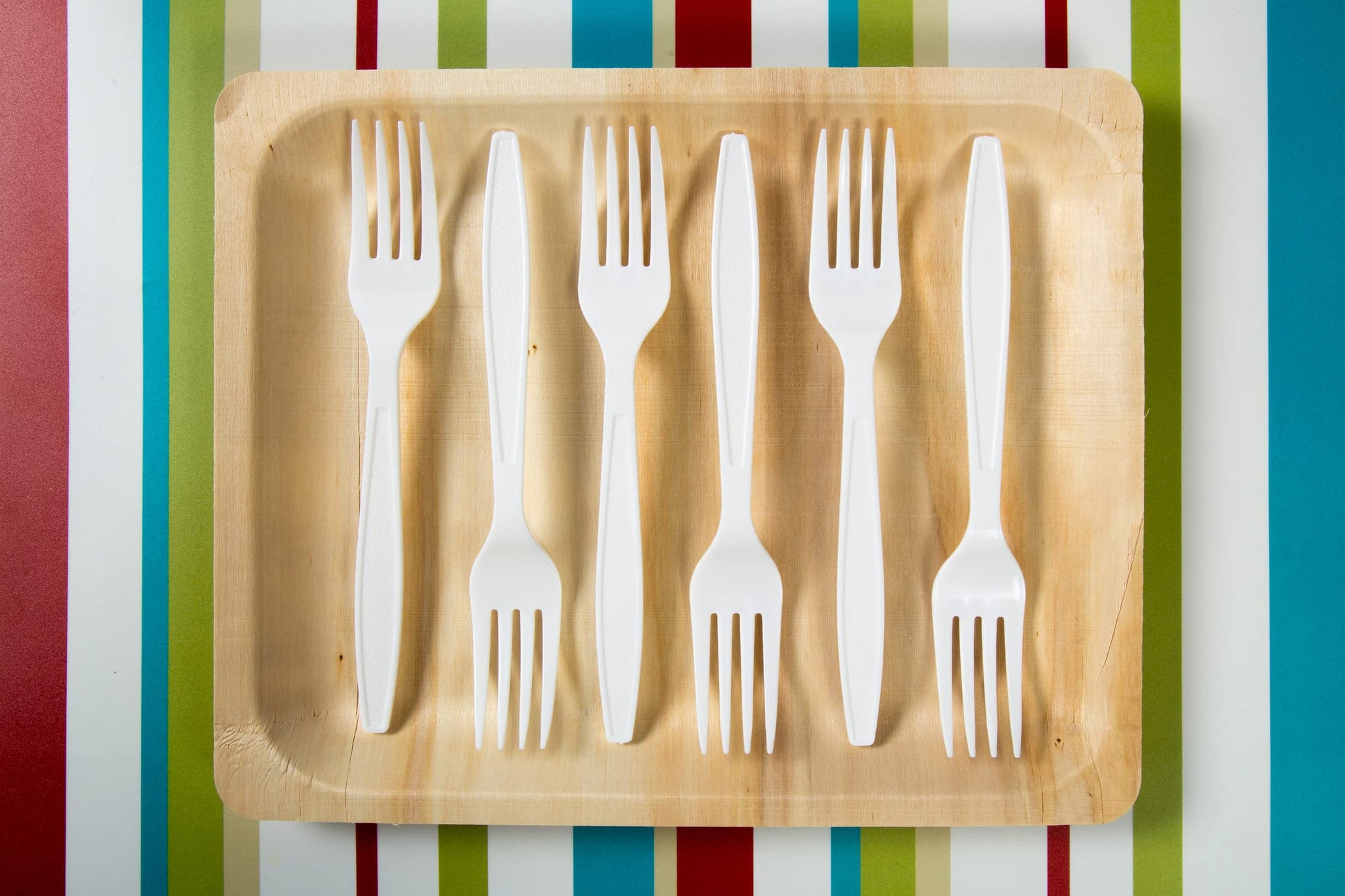 AmerCareRoyal Heavy Weight Unwrapped Disposable Polystyrene Plastic Forks for Restaurants and Catering, White, Pack of 1000