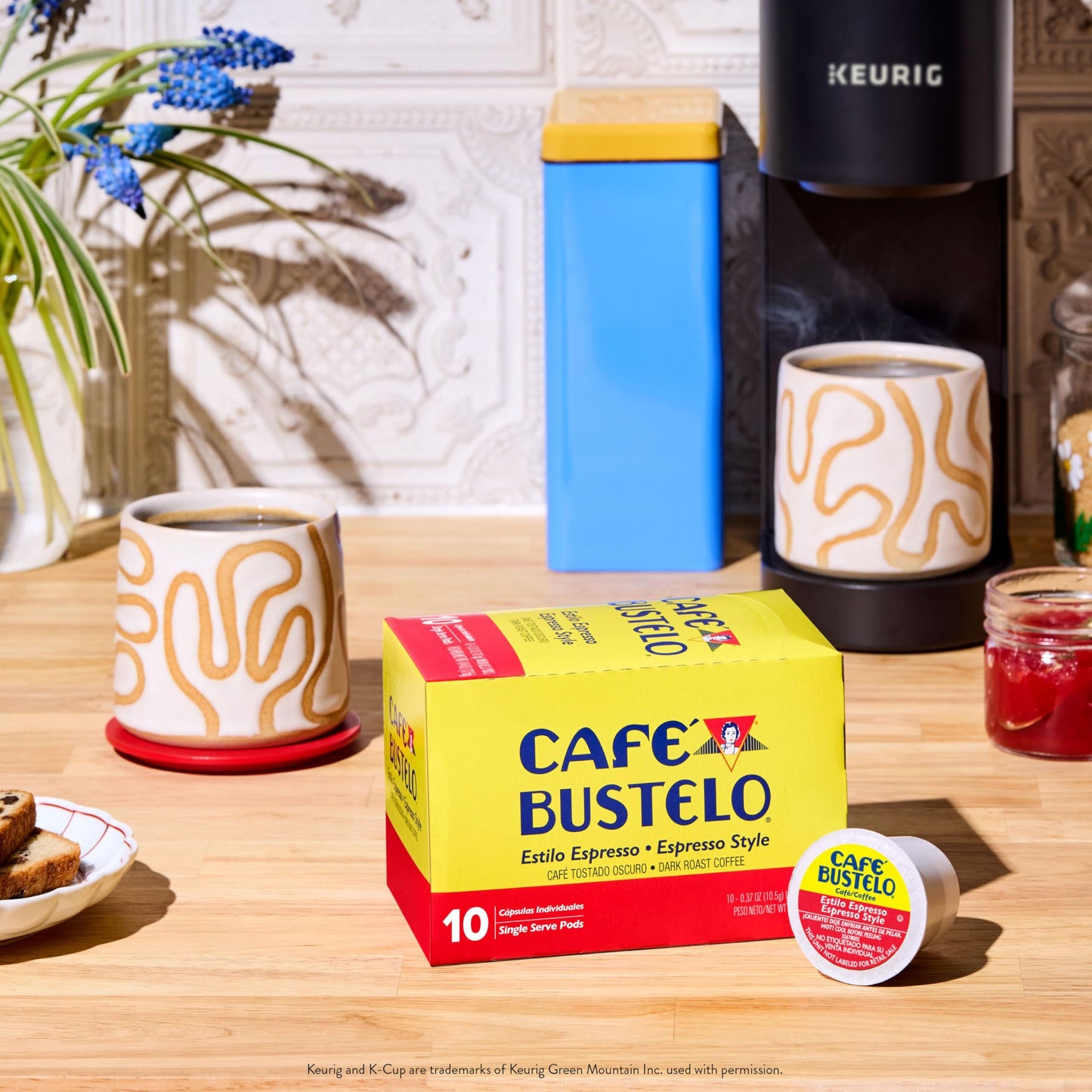 Café Bustelo Espresso Style Dark Roast, Single Serve Coffee Pods, 10 Count (Pack of 1)
