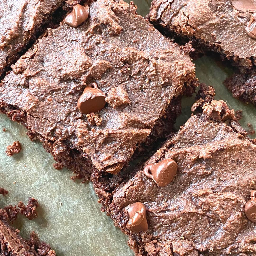 Gluten Free Fudge Brownie Baking Mix by The Grain Free Baker- Vegan & Gluten Free - Low Carb - Top 8 allergen free - Healthy and Natural Ingredients - 13 Oz