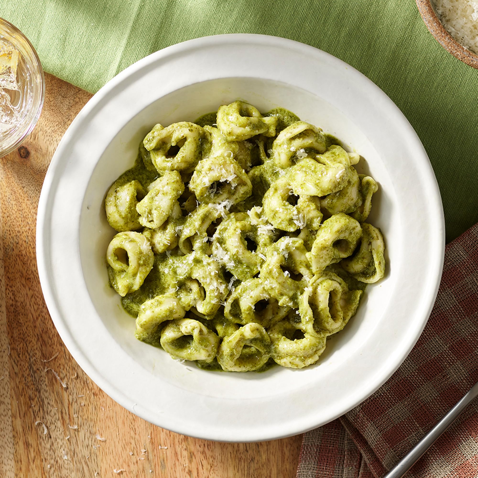 Amy's Frozen Meals, Pesto Tortellini Bowl, Made With Organic Wheat and Basil, Microwave Meals, 9.5 Oz