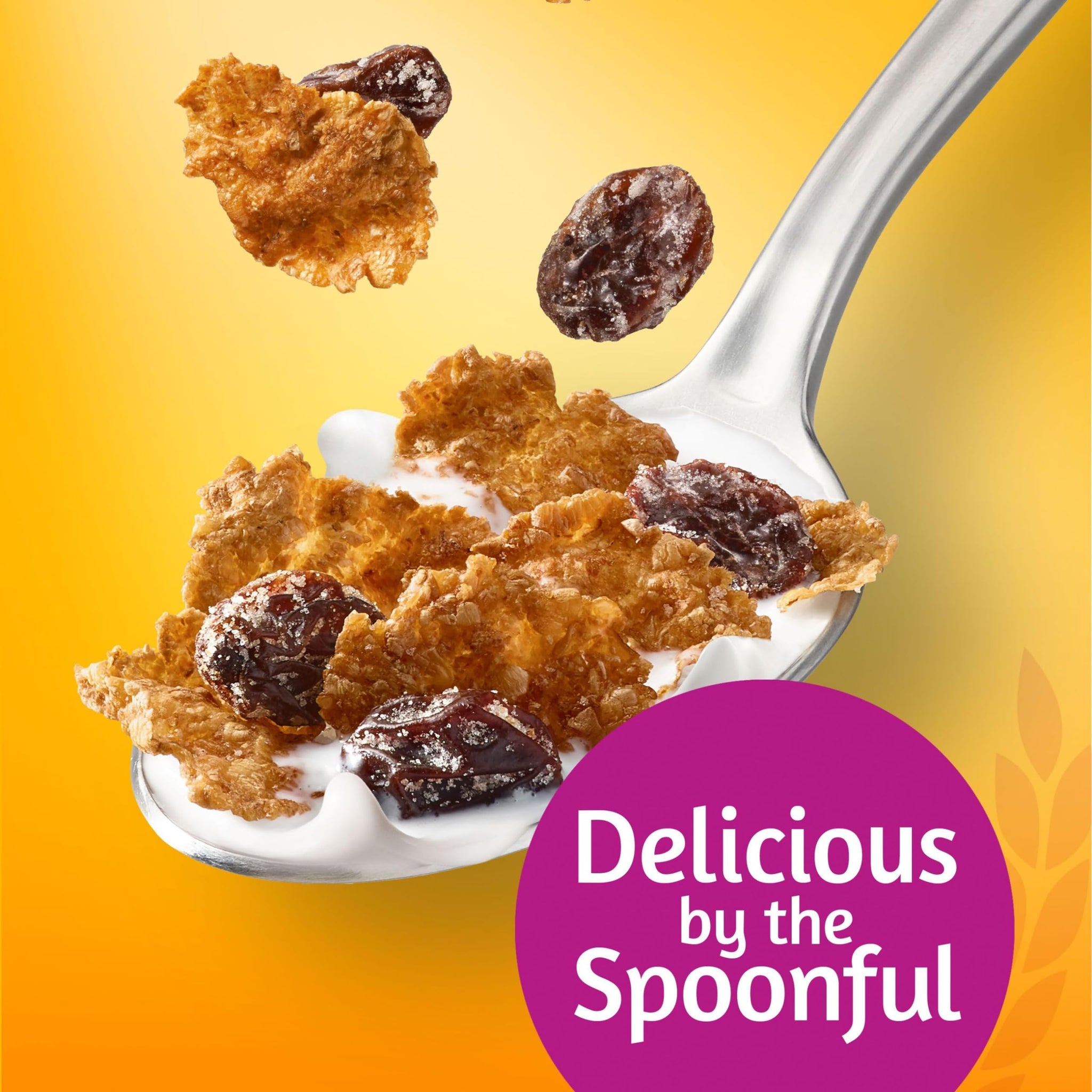 Kellogg's Raisin Bran Cold Breakfast Cereal, High Fiber Cereal, Made with Real Fruit, Original (10 Boxes)