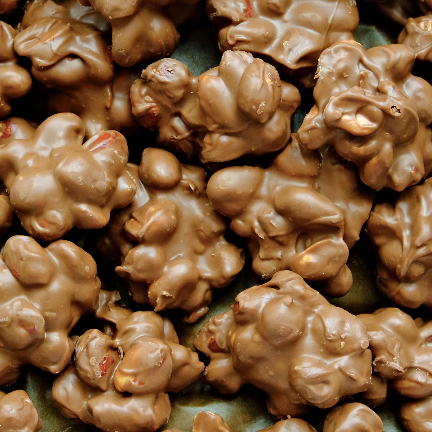 Milk Chocolate Peanut Clusters 12 Ounce By CandyKorner