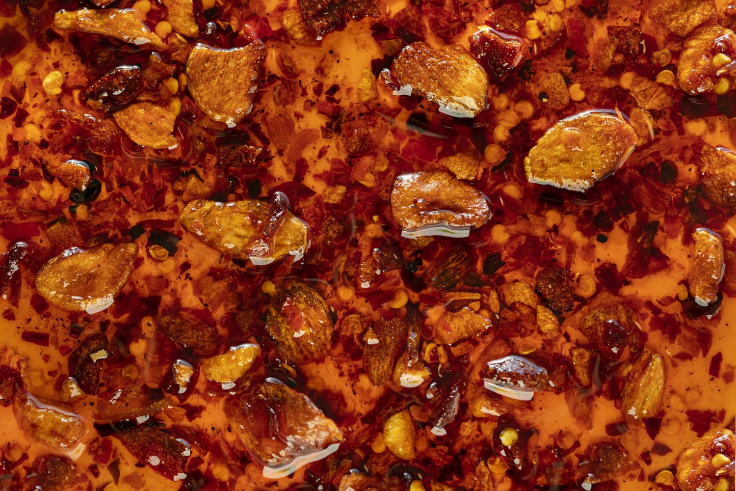 The "Hot Tub" from Hot Crispy Oil, Unique Blend of Fresh Crispy Garlic, Shallots, Hot Chili Peppers and Olive Oil, 16 oz Chili Crisp Oil