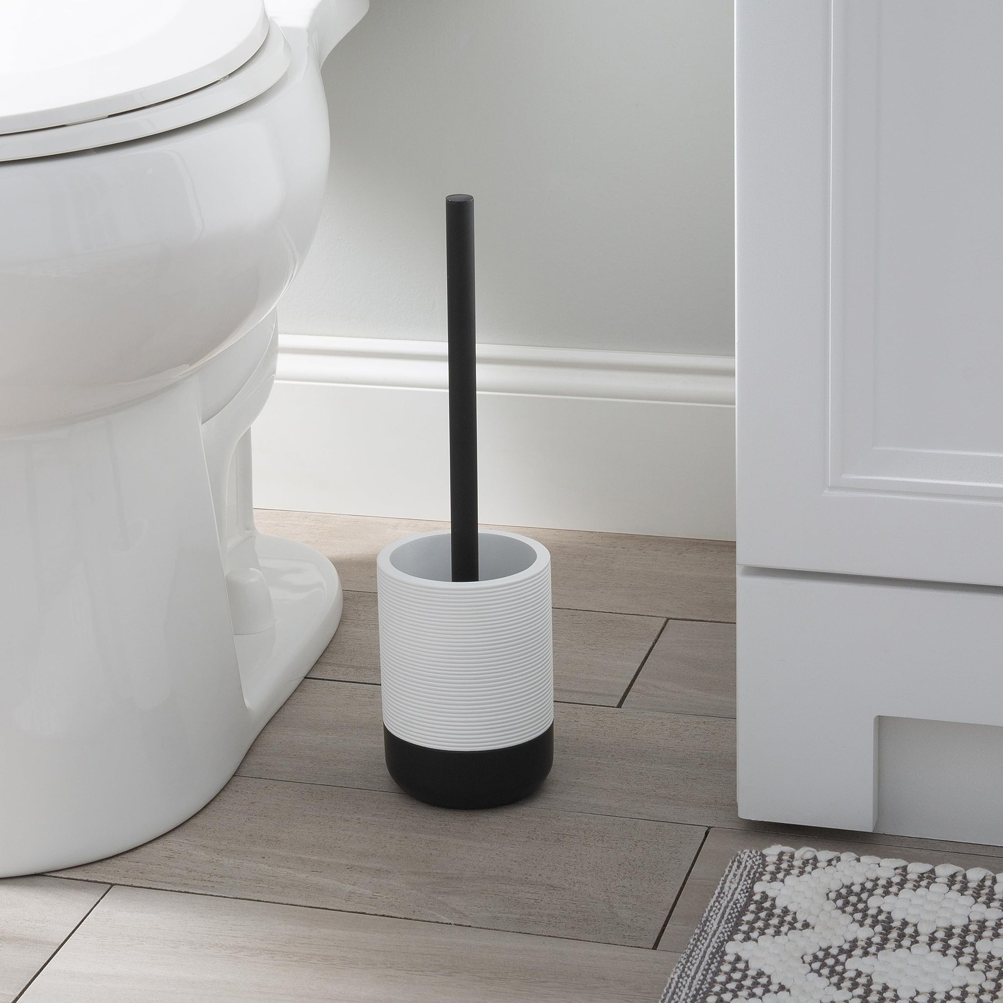 Bath Bliss Monochrome Toilet Brush | Bathroom Cleaning | Rust Resistant | 360 Degree Bristle Brush | White & Black