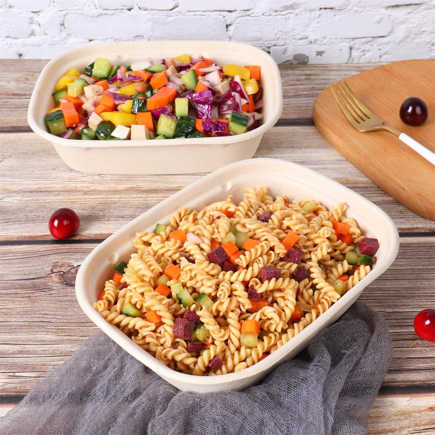 JAYEEY 35oz Disposable salad bowls with lids, Sugarcane Fiber Paper Bowls take away food containers meal prep deli container 50 Pack