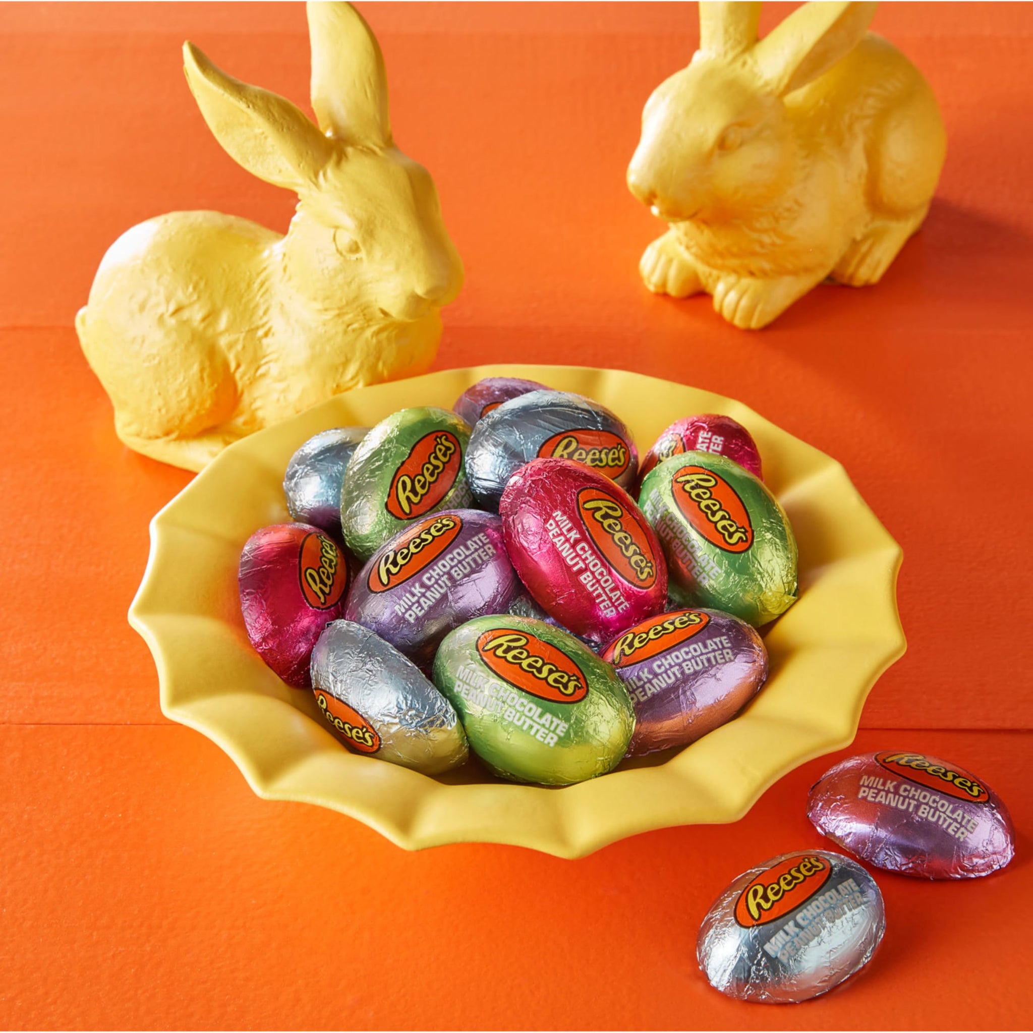 REESE'S Milk Chocolate Peanut Butter Creme Eggs, Easter Candy Bag, 9.1 oz