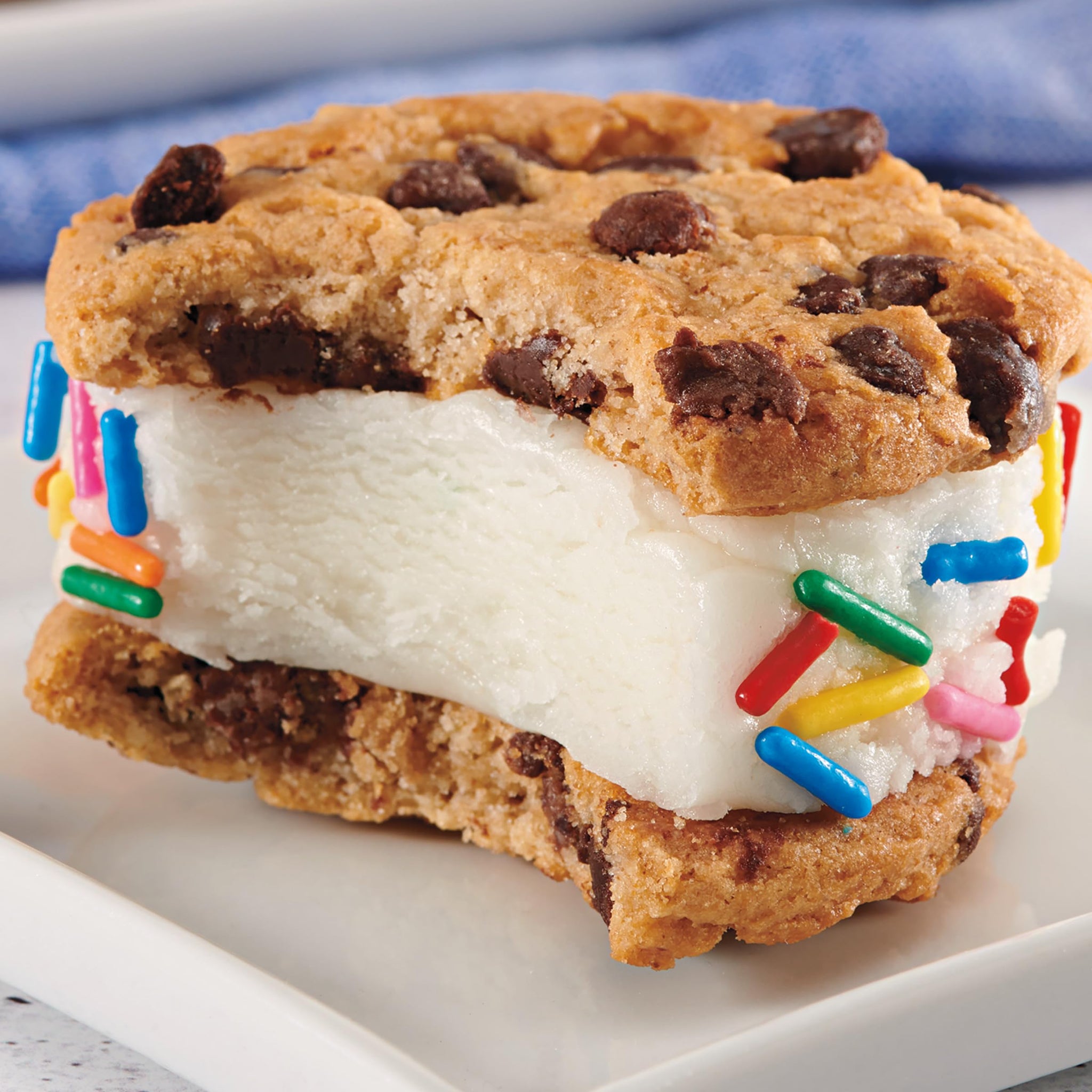 NABISCO CHIPS AHOY! CHIPS AHOY! Original Chocolate Chip Cookies, Party Size, 25.3 oz