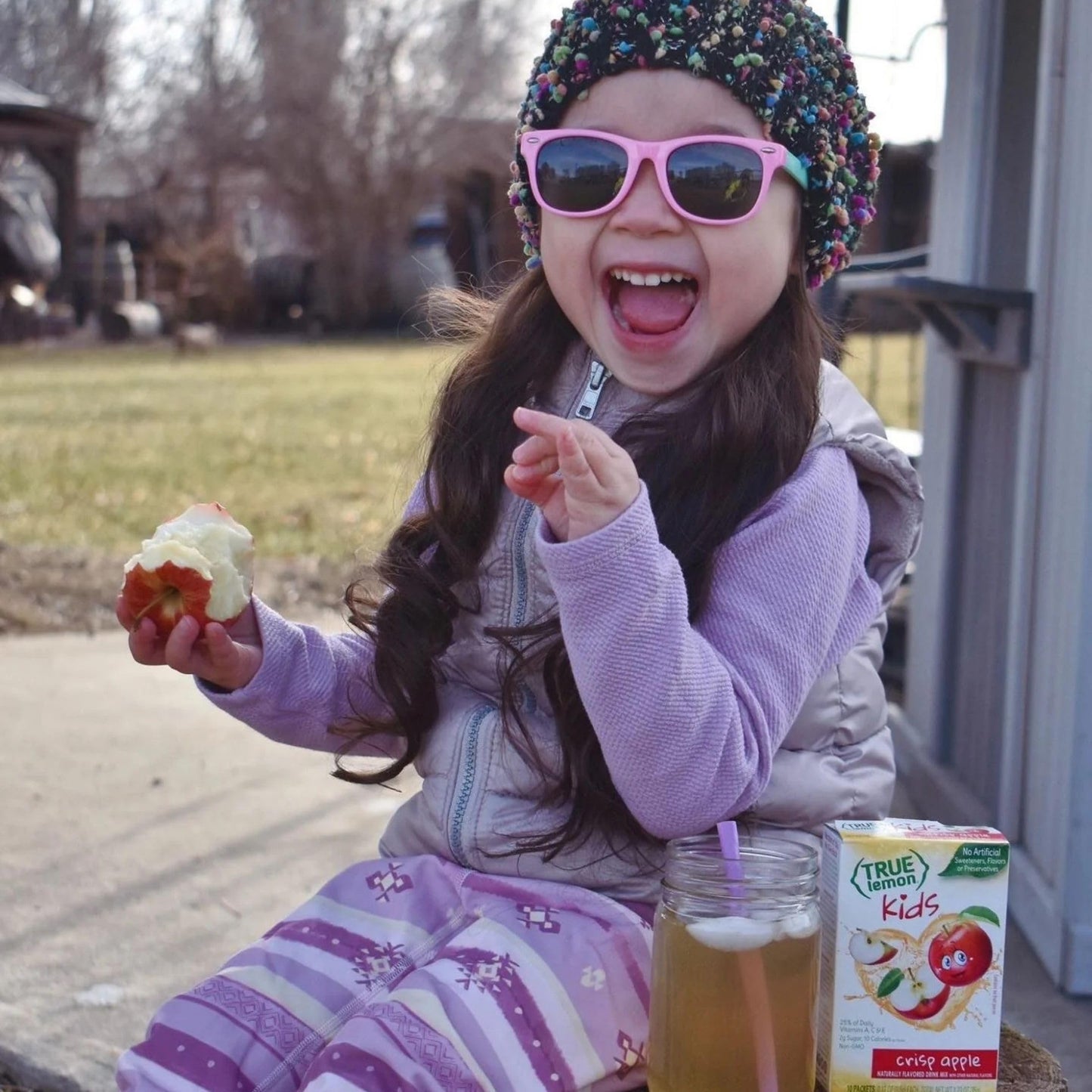 True Lemon Kids Crisp Apple 10ct, Drink Mix for Kids Hydration, No Artificial Sweeteners, Low Sugar Water Flavoring, Juice Powdered Drink Mix