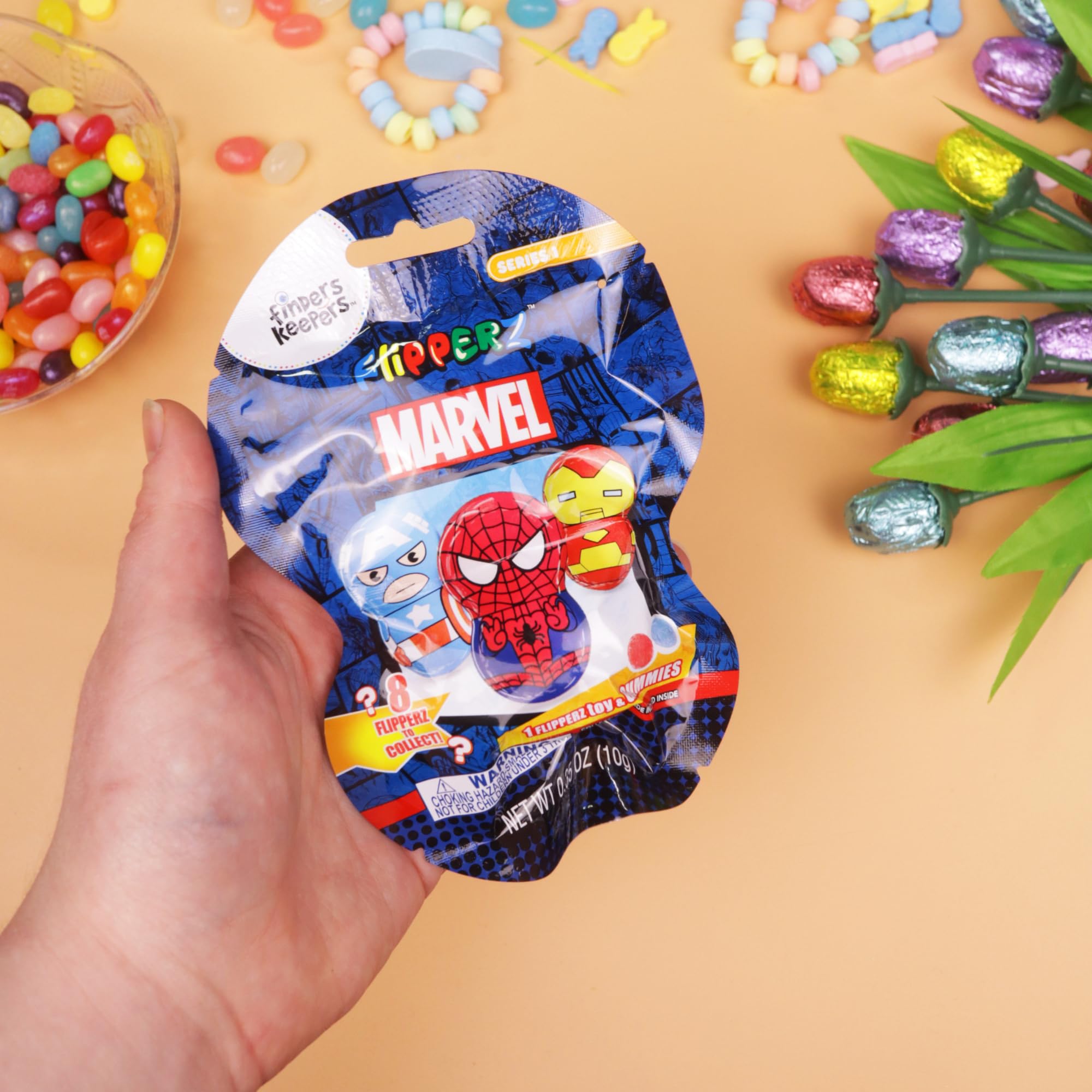 Flipperz Marvel Superhero Finders Keepers with Assorted Gummies, Individually Wrapped Candy, Collectible Character Inside, Basket Stuffer Gifts, 0.35