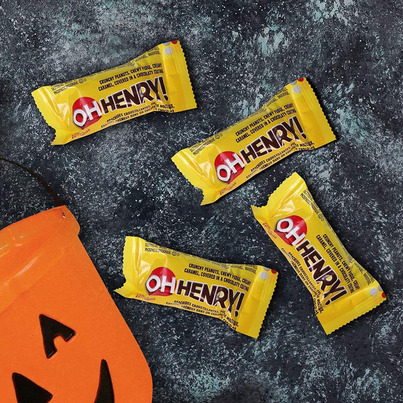 Hershey Canada Inc. OH HENRY! Halloween Chocolatey Candy Bars, 24ct, 375g/13 oz. Bag