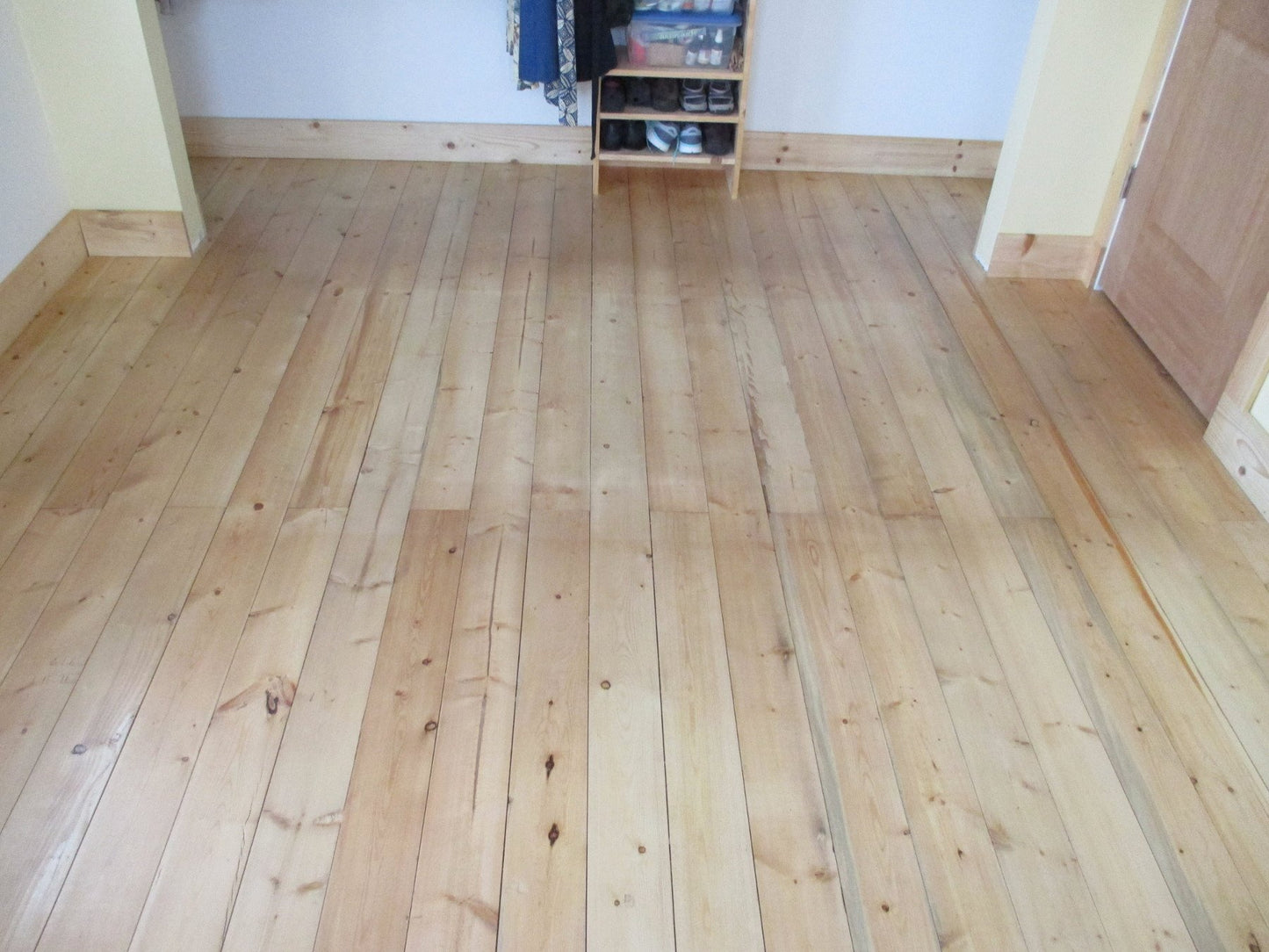 Floor-Coate Clear Hardwood Floor Finish Polyurethane Water-Based Durable Finish- Underwriters Labs reviewed for nontoxicity