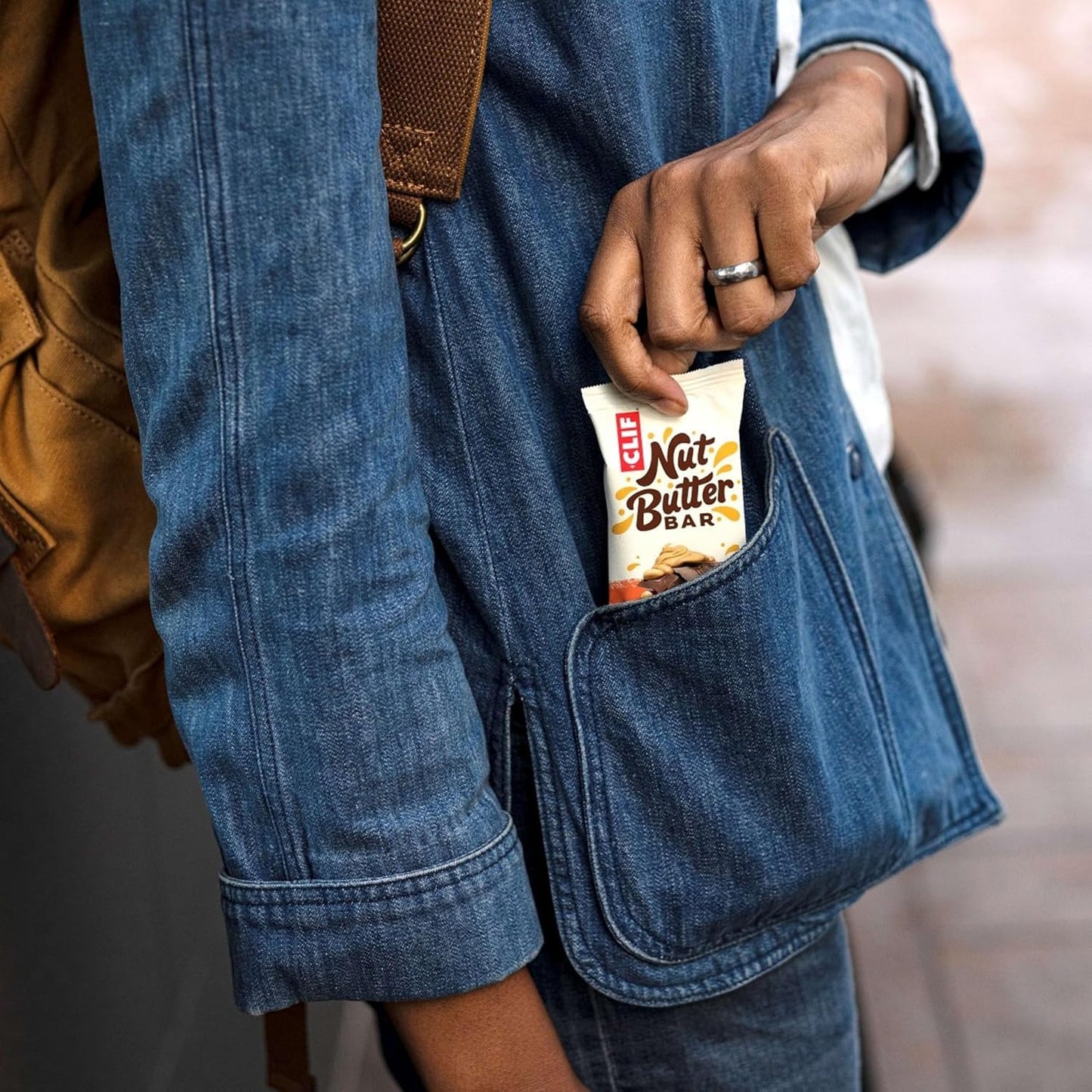 Clif Nut Butter Bar - Organic Snack Bars - Peanut Butter - Organic - Plant Protein - Non-GMO (1.76 Ounce Protein Snack Bars, 12 Count)
