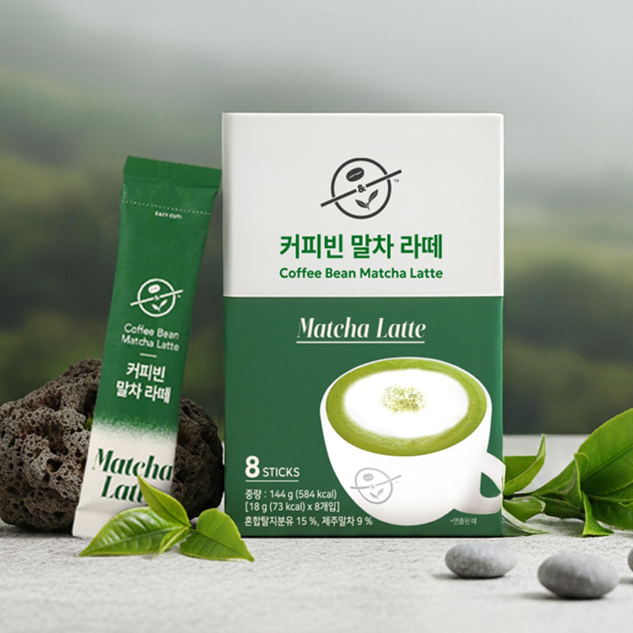 Coffee Bean Matcha Latte Sticks, 8 Single-Serve Packets - Made with Jeju Matcha for a Smooth, Balanced Green Tea Latte - Enjoy Hot or Iced