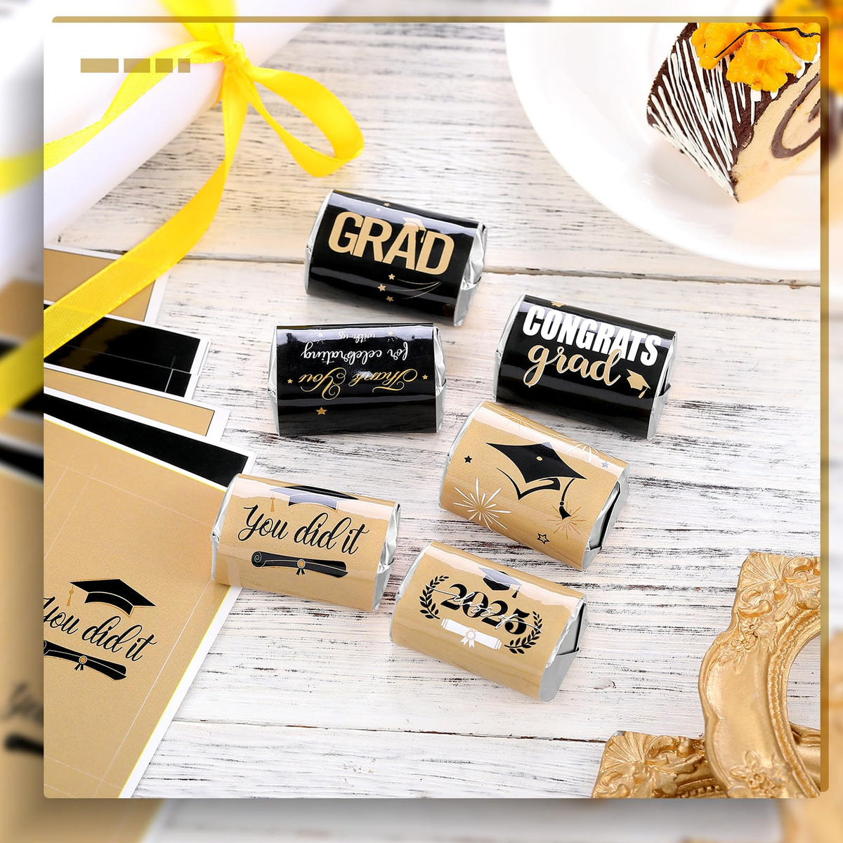 Pajean 120 Pcs 2026 Graduation Candy Bar Wrappers Mini Graduation Party Candy Favor of 2026 Graduation Themed(Black, Gold)
