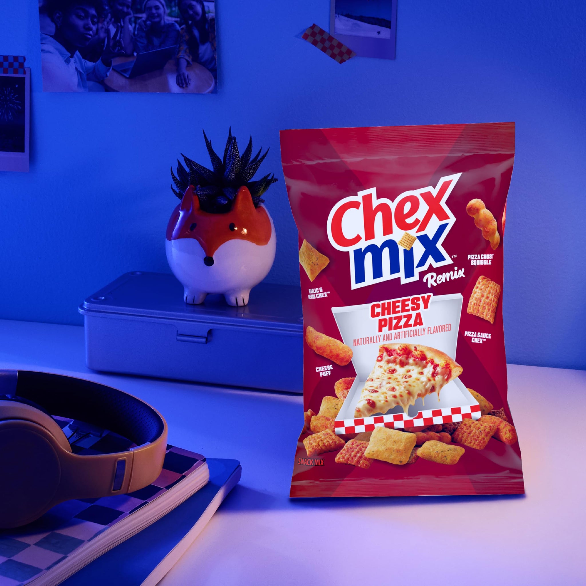 Chex Mix Remix Cheesy Pizza Snack Mix, Snack Bag, Family Size, 11 oz