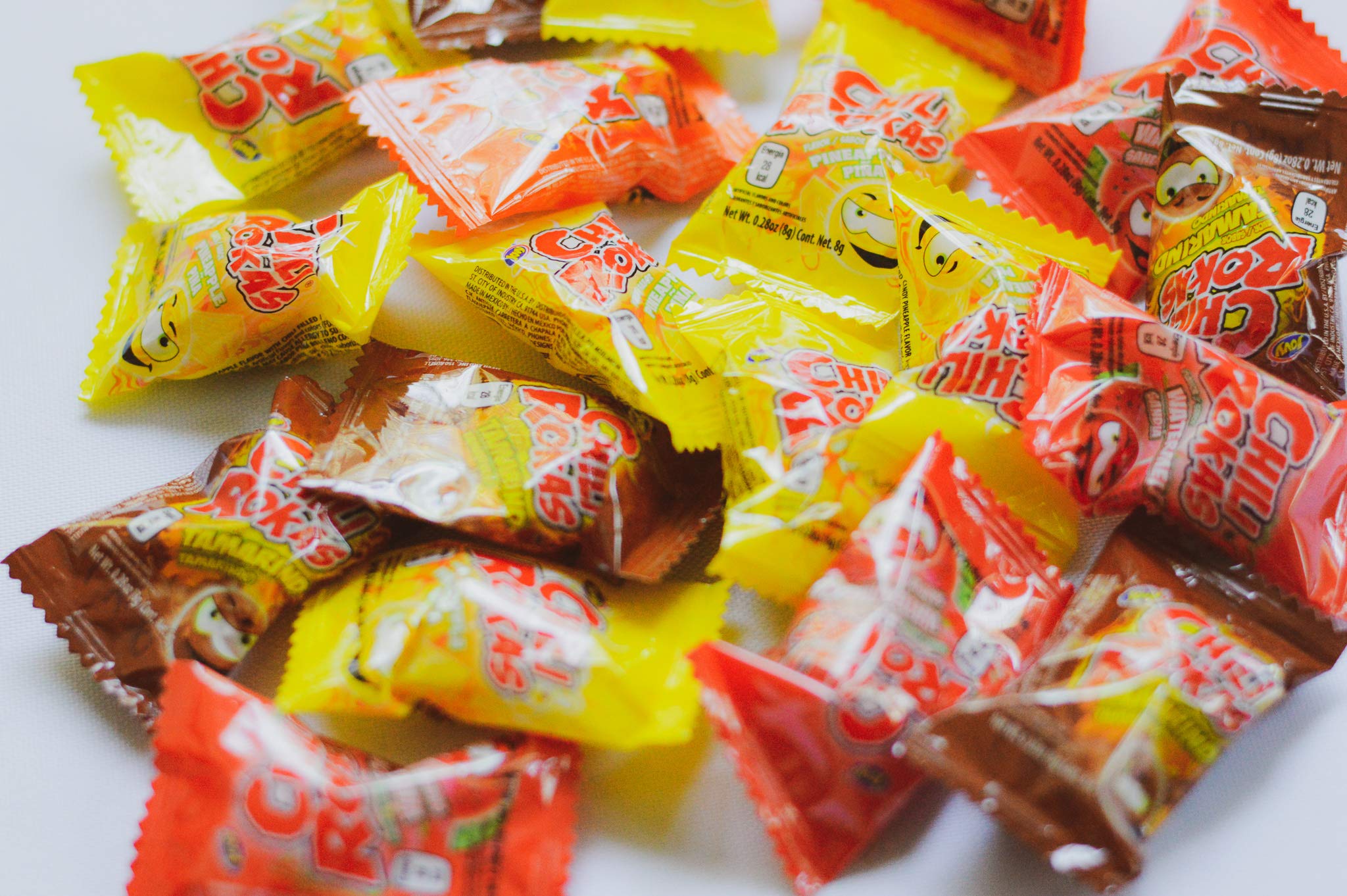 Chili Rokas Revolcadas (18 Pieces, 3 Pack), Assorted Mexican Candies, Sweet and Sour Hard Candy Pieces, Mexican Party Supplies, Chili-Covered Snacks