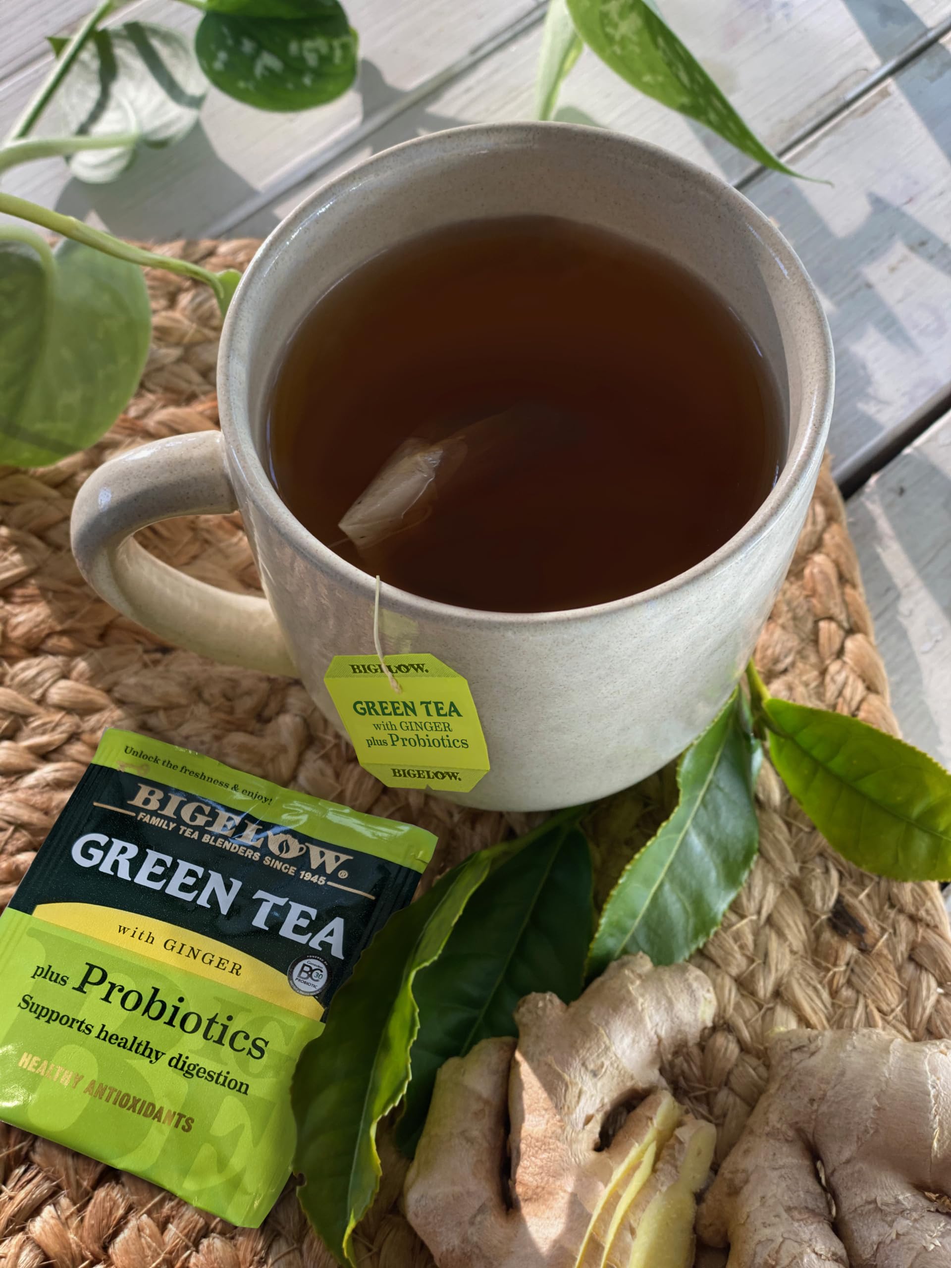 Bigelow Tea Green Tea with Ginger Plus Probiotics, Caffeinated, 18 Count, (Pack of 1), 18 Total Tea Bags