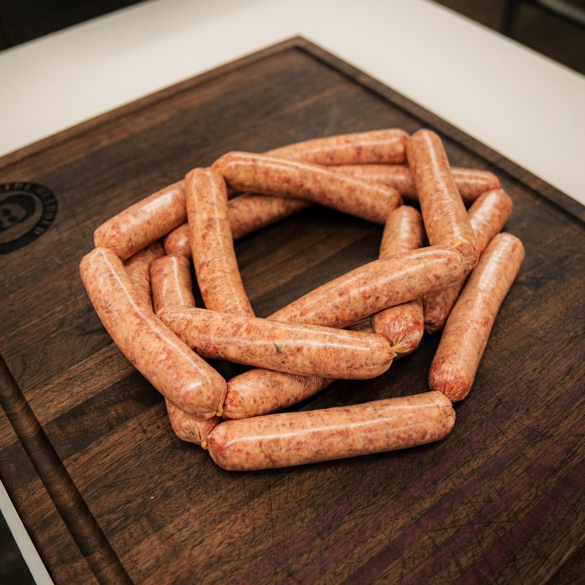 Bearded Butchers Tomato Basil Bratwurst DIY Kit - Make Flavorful Brats at Home - Includes Tomato Basil Seasoning and 32mm Collagen Casings for Up to