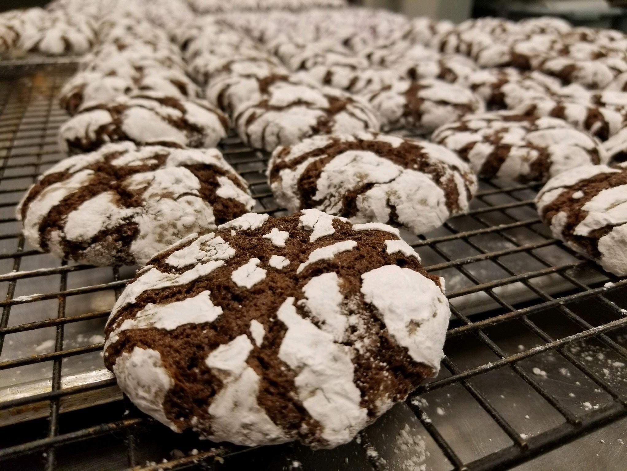 Gwenie's Pastries, Crinkles Cookies, Chocolate, Four Pack, 3 pieces per pack, Gourmet Holiday Gift for men or women