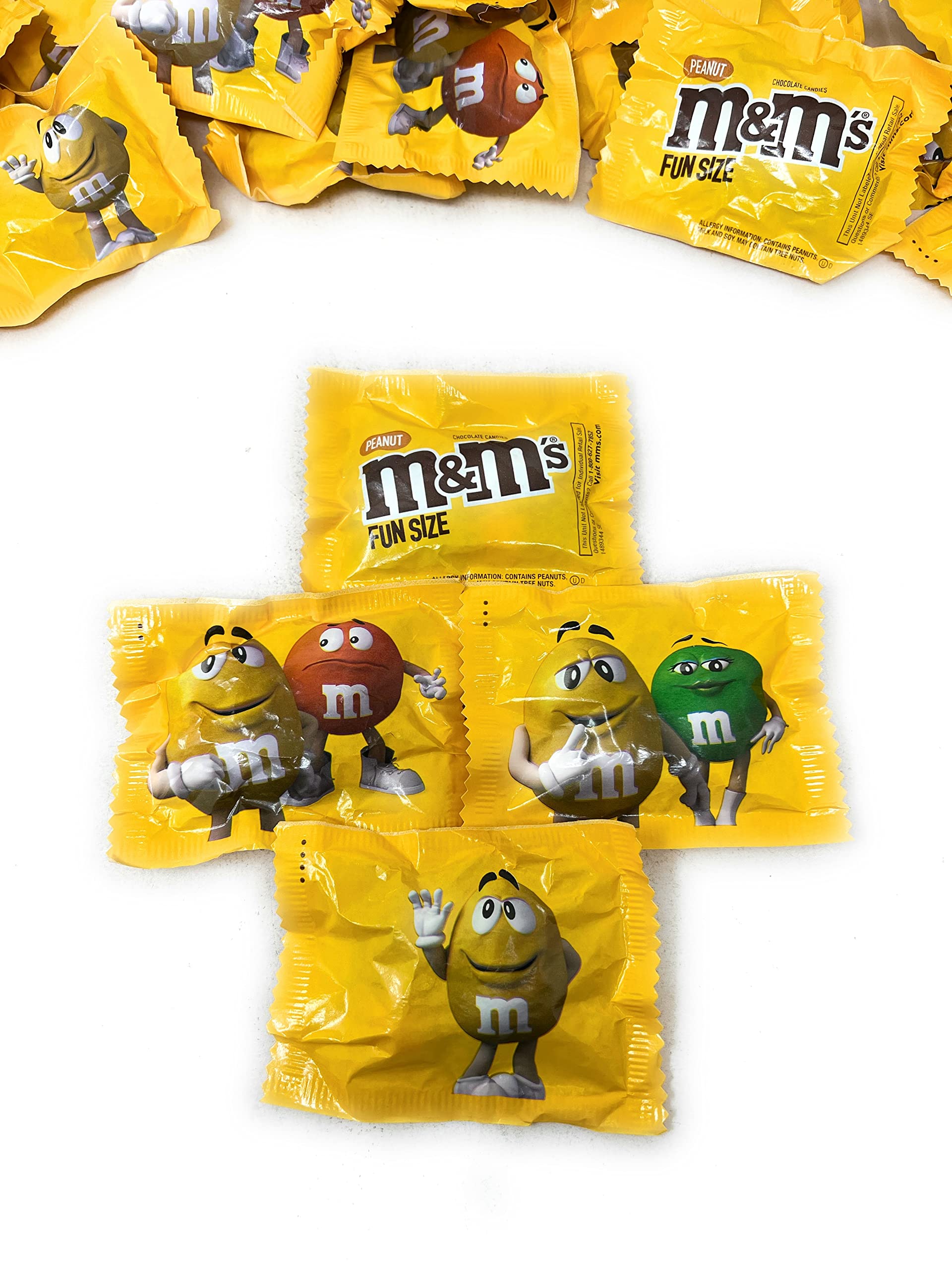 M&M Peanut Milk Chocolate Fun Size Bulk Packs 2 Lbs American Candy Single Serve Bulk Party Mix Packaged In Wholesale Pantry Bag (32 Oz)