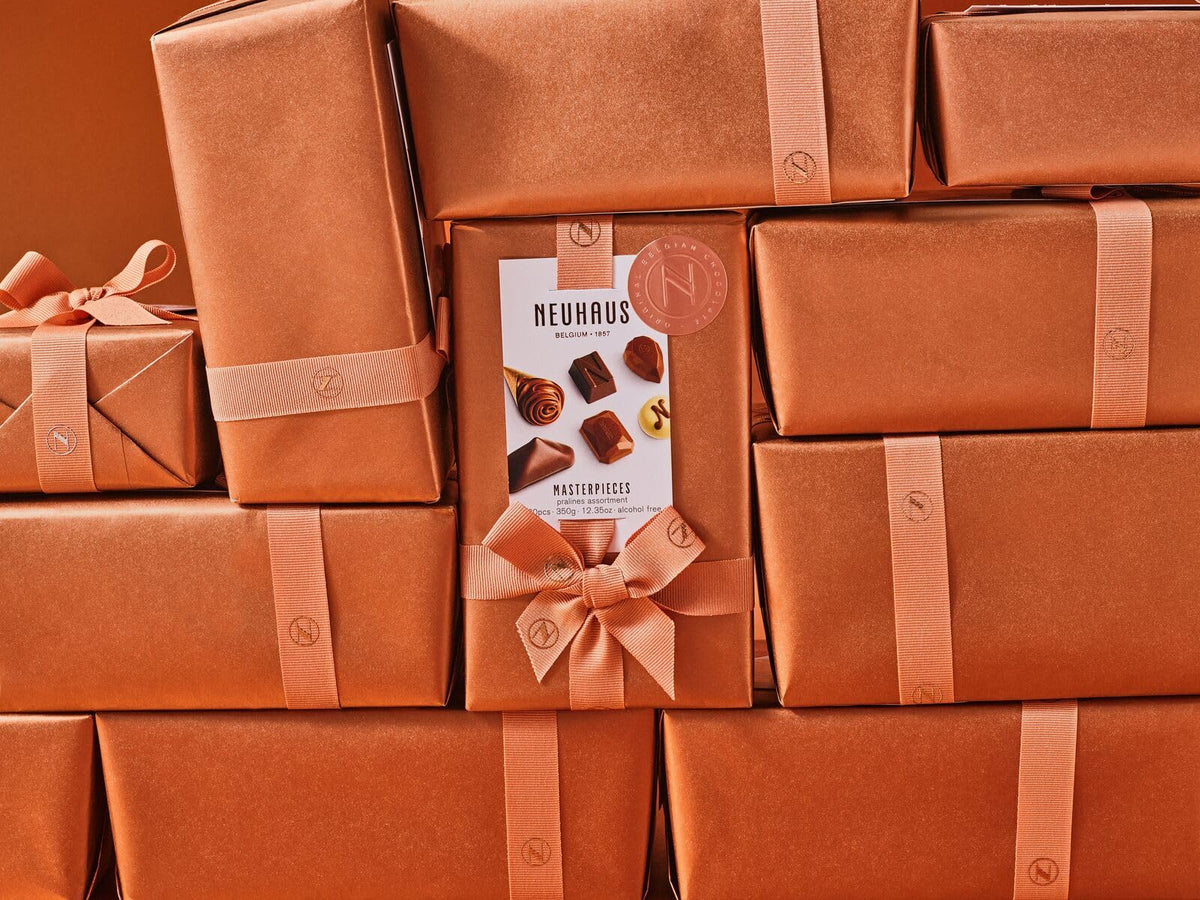 Neuhaus Belgian Chocolate Classic Ballotin 1 lb Assorted Chocolates - 38 Pieces Assorted Milk, White & Dark Chocolate Pralines - Gift Box