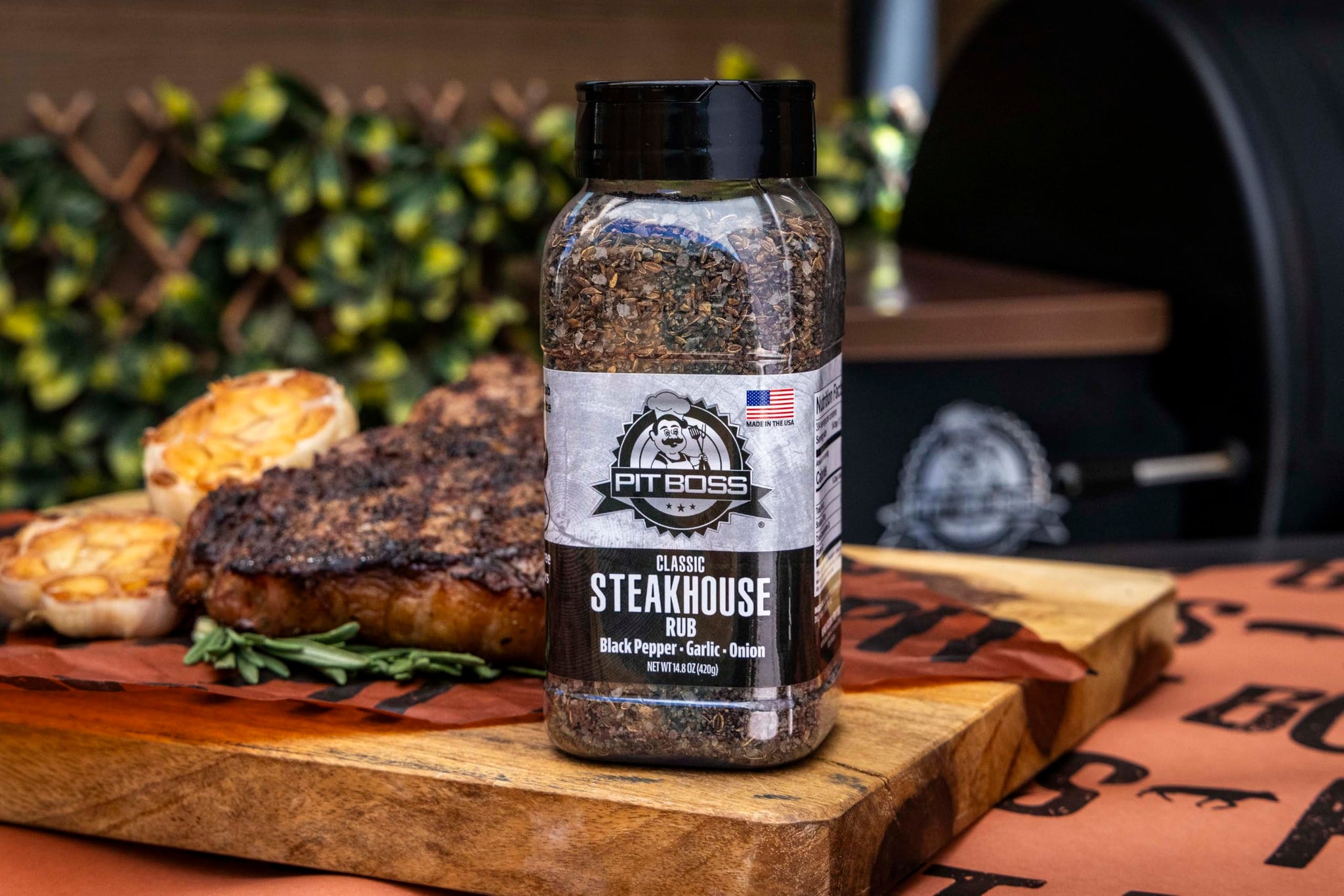 Pit Boss Classic Steakhouse Rub | Black Pepper Garlic Onion Blend | Grill Spices for Beef, Chicken, and Fish | Gluten Free, Preservative Free, No MSG