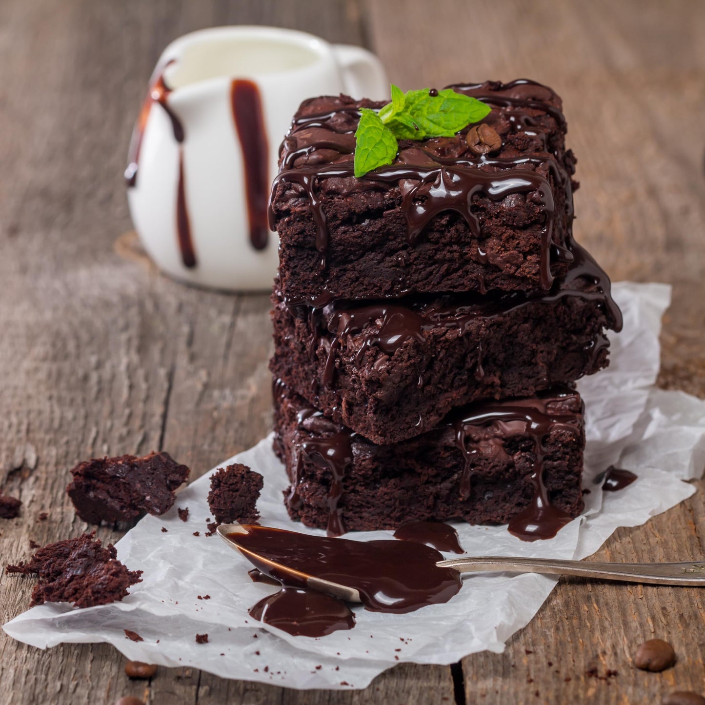 Munch Better Chocolate Protein Brownies - High Protein (25g), Dairy-Free, Gluten-Free, Low Sugar, Collagen-Infused, Clean Ingredients (8 Brownies per